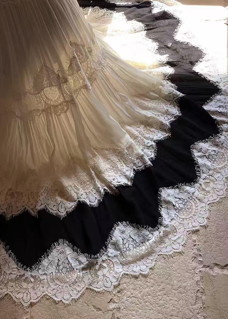 BLACK LACE TIERED SPAGHETTI STRAP MAXI DRESS