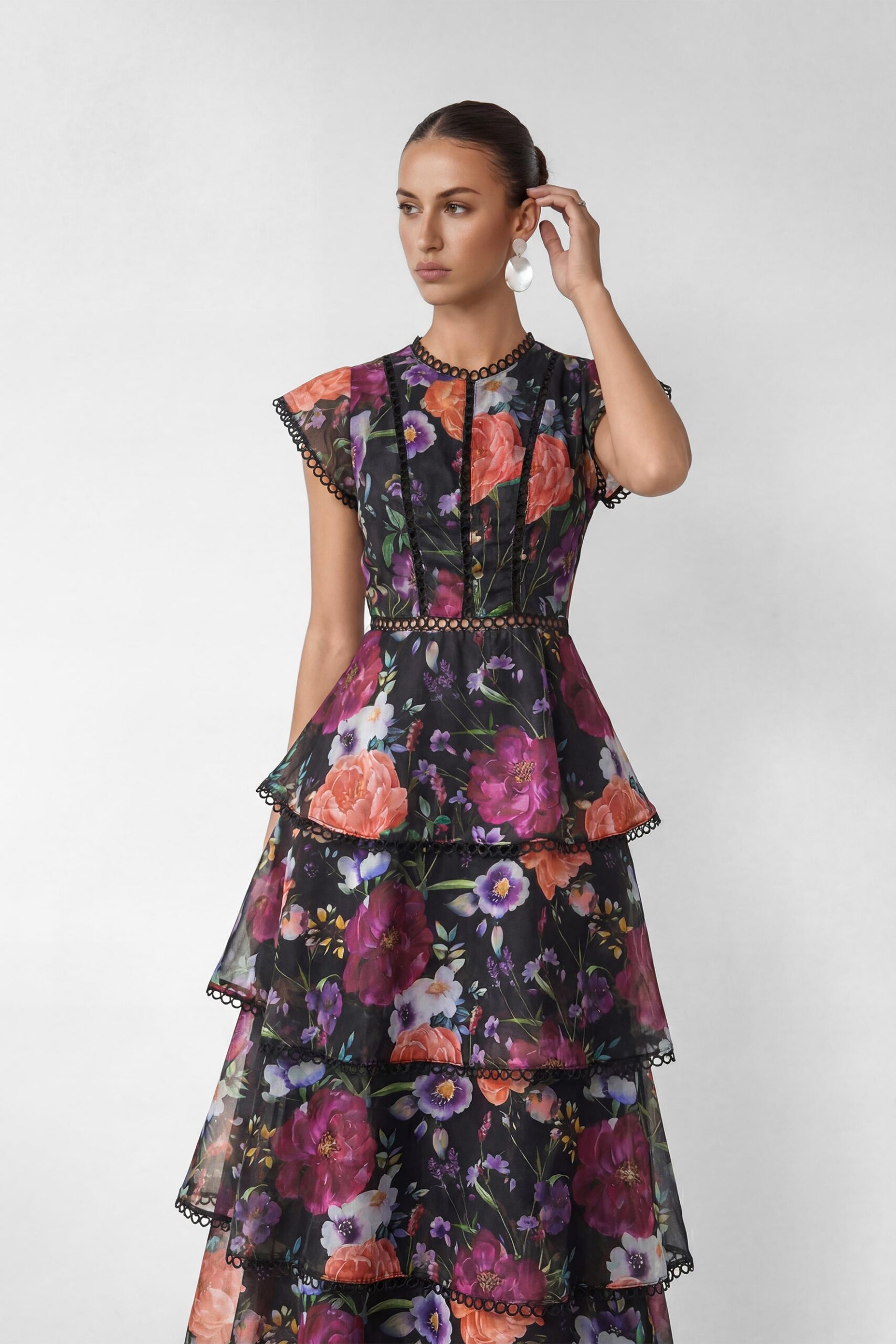BLACK FLORAL TIERED RUFFLE MAXI DRESS