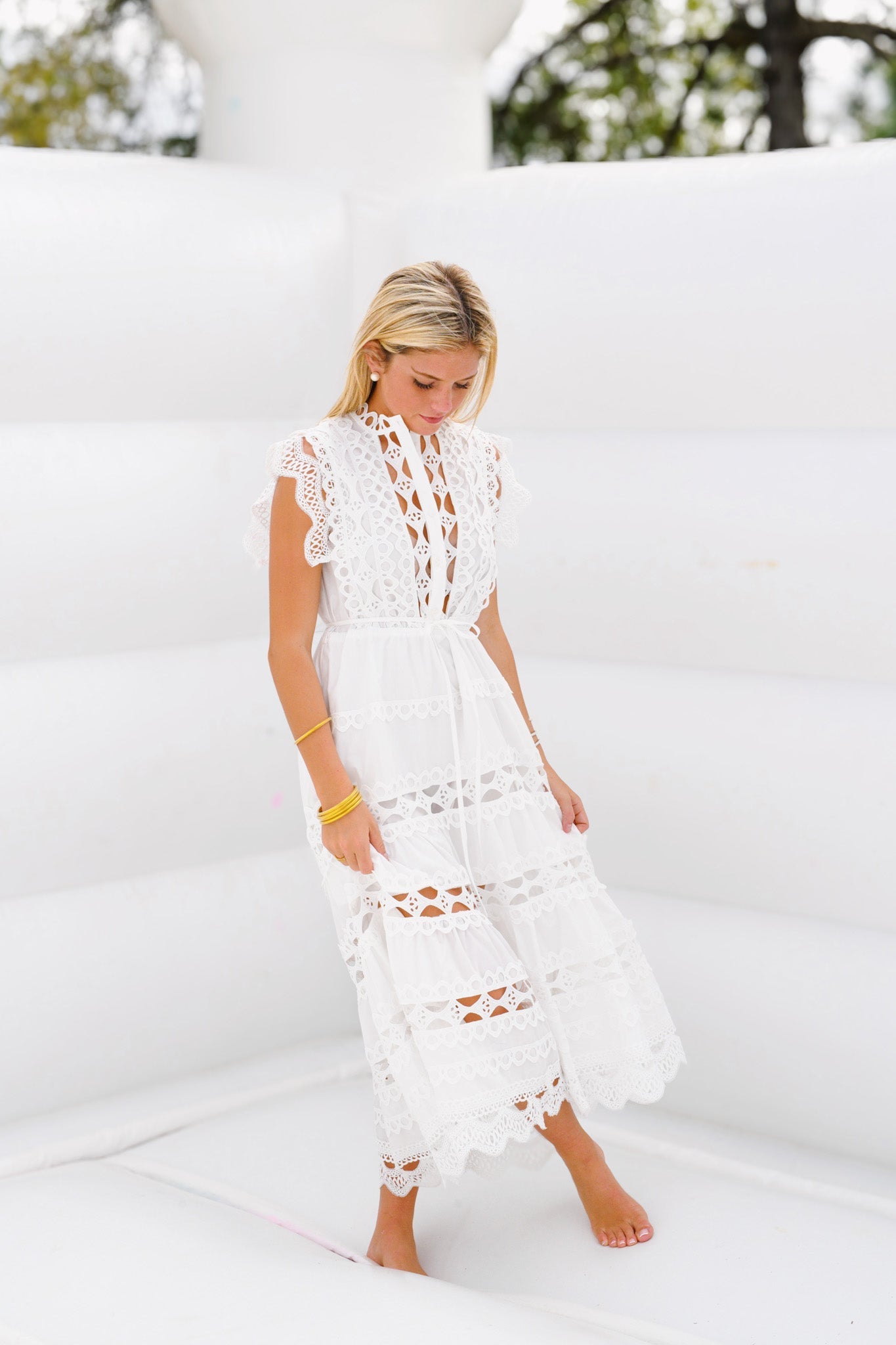 CHRISTY EMBROIDERED BELTED MIDI DRESS WHITE