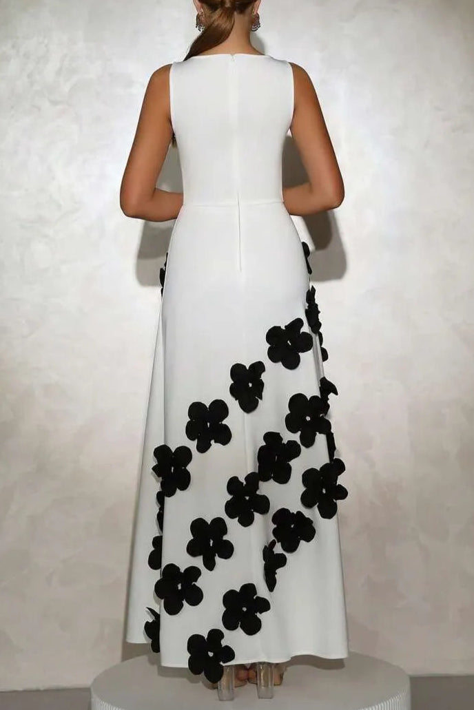 MARCIA 3D FLOWER A-LINE WHITE MAXI DRESS