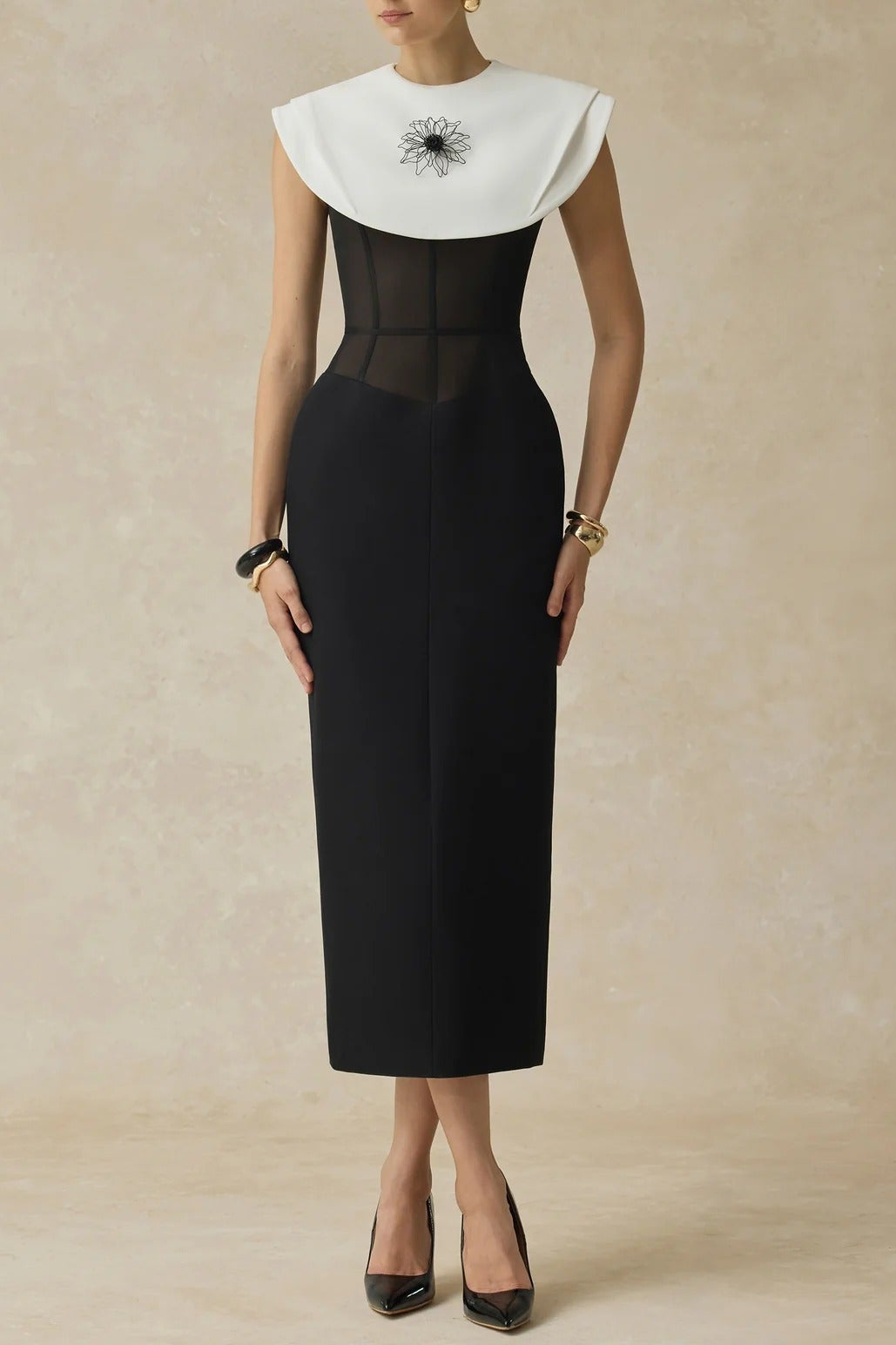 imgi_15_Denio80468_1296x_1cab8467-db2c-4ad8-b53b-d200200d2bdc BLACK SLEEVELESS MIDI DRESS WITH WHITE CAPE