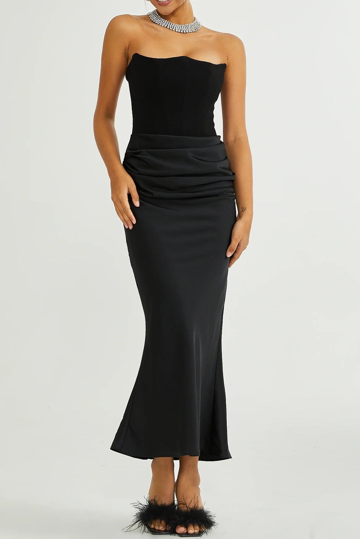 BLACK VELVET STRAPLESS CORSET MAXI DRESS