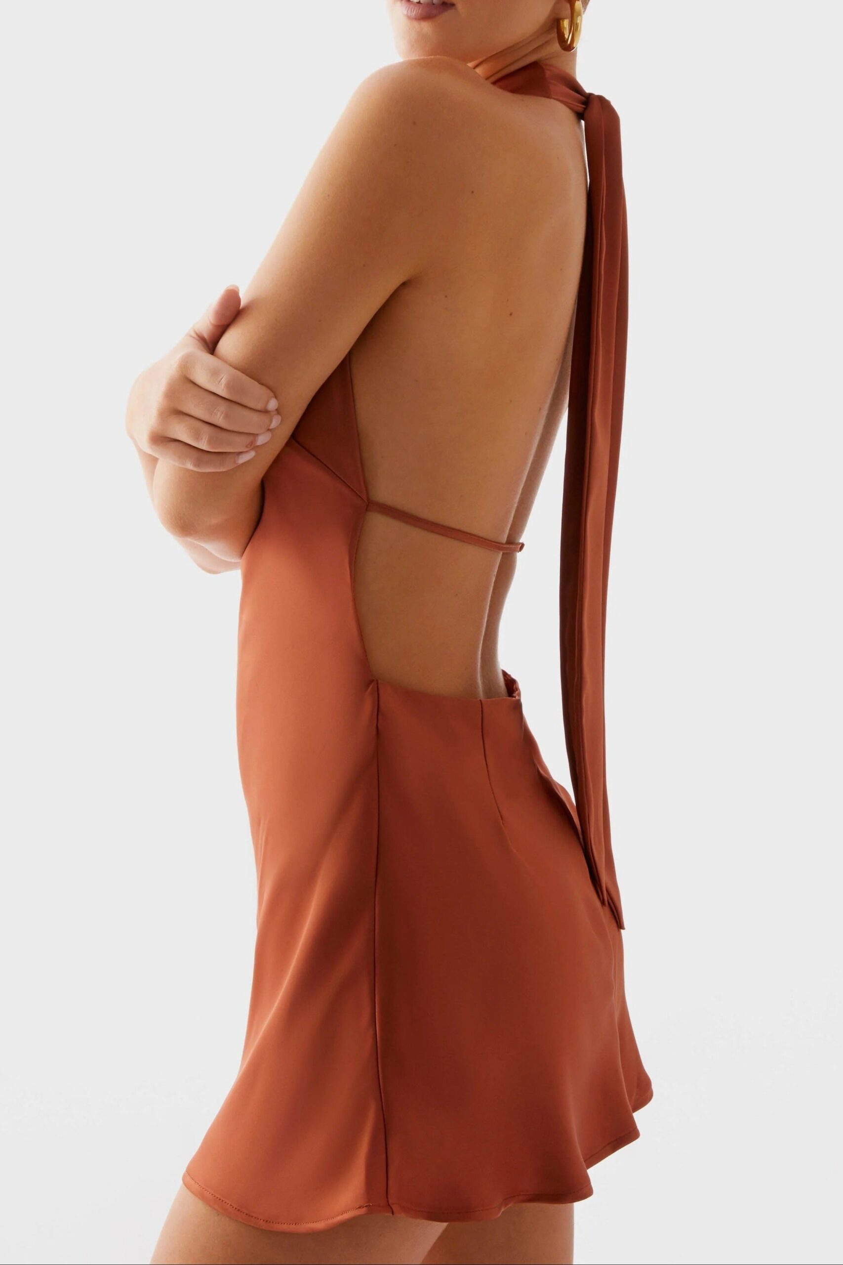HALTER BACKLESS RUST SATIN MINI DRESS