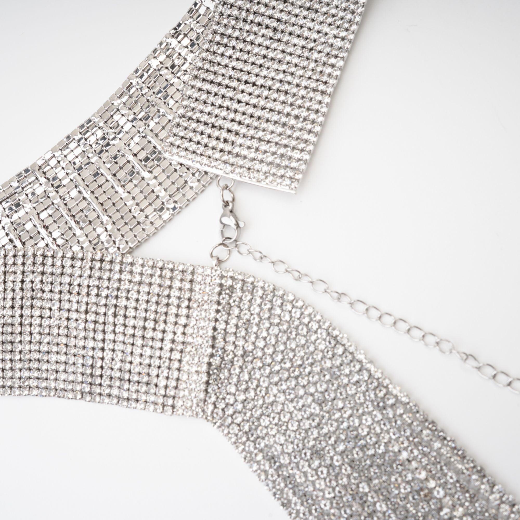 JEANNE TASSEL NECKLACE, STATEMENT GIFT