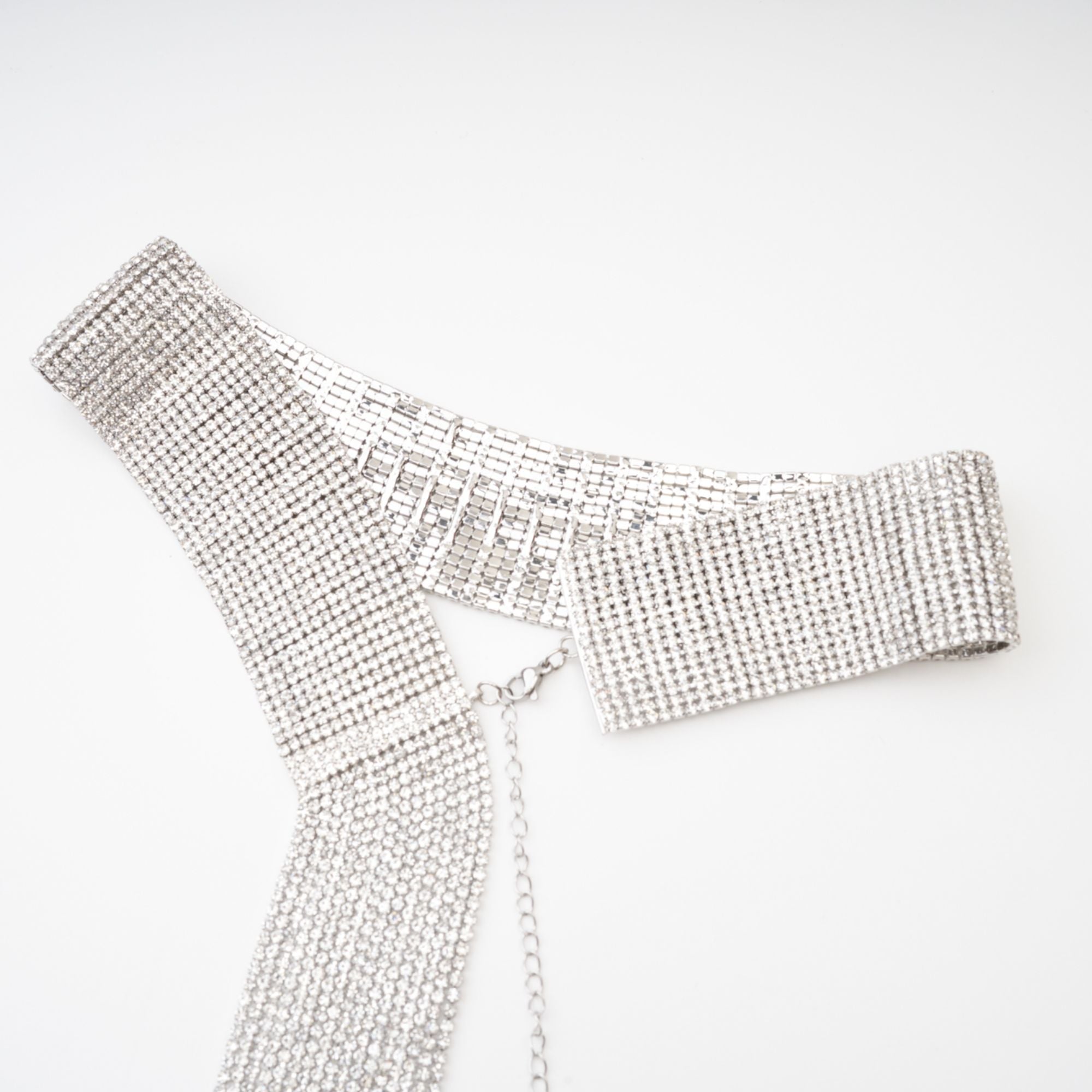 JEANNE TASSEL NECKLACE, STATEMENT GIFT
