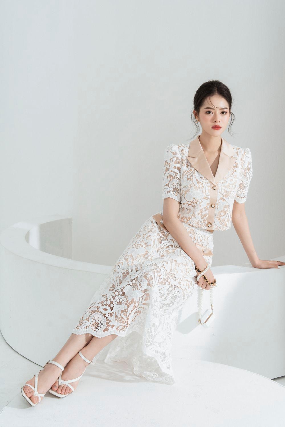 LEONA CROPPED PEAK LAPEL LACE SET - WHITE WEDDING SUIT