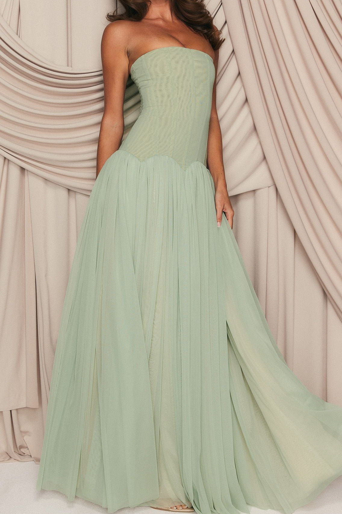 lihxa78s SABRINA GREEN TULLE STRAPLESS MAXI DRESS