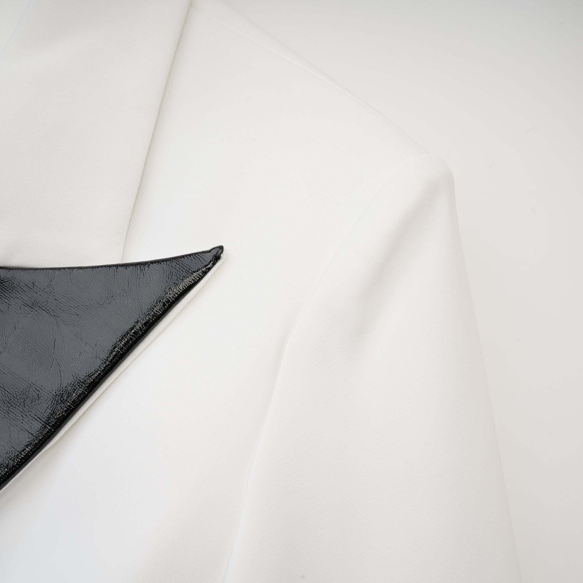 LOUISE CRYSTAL-BUTTON SINGLE-BREASTED COAT