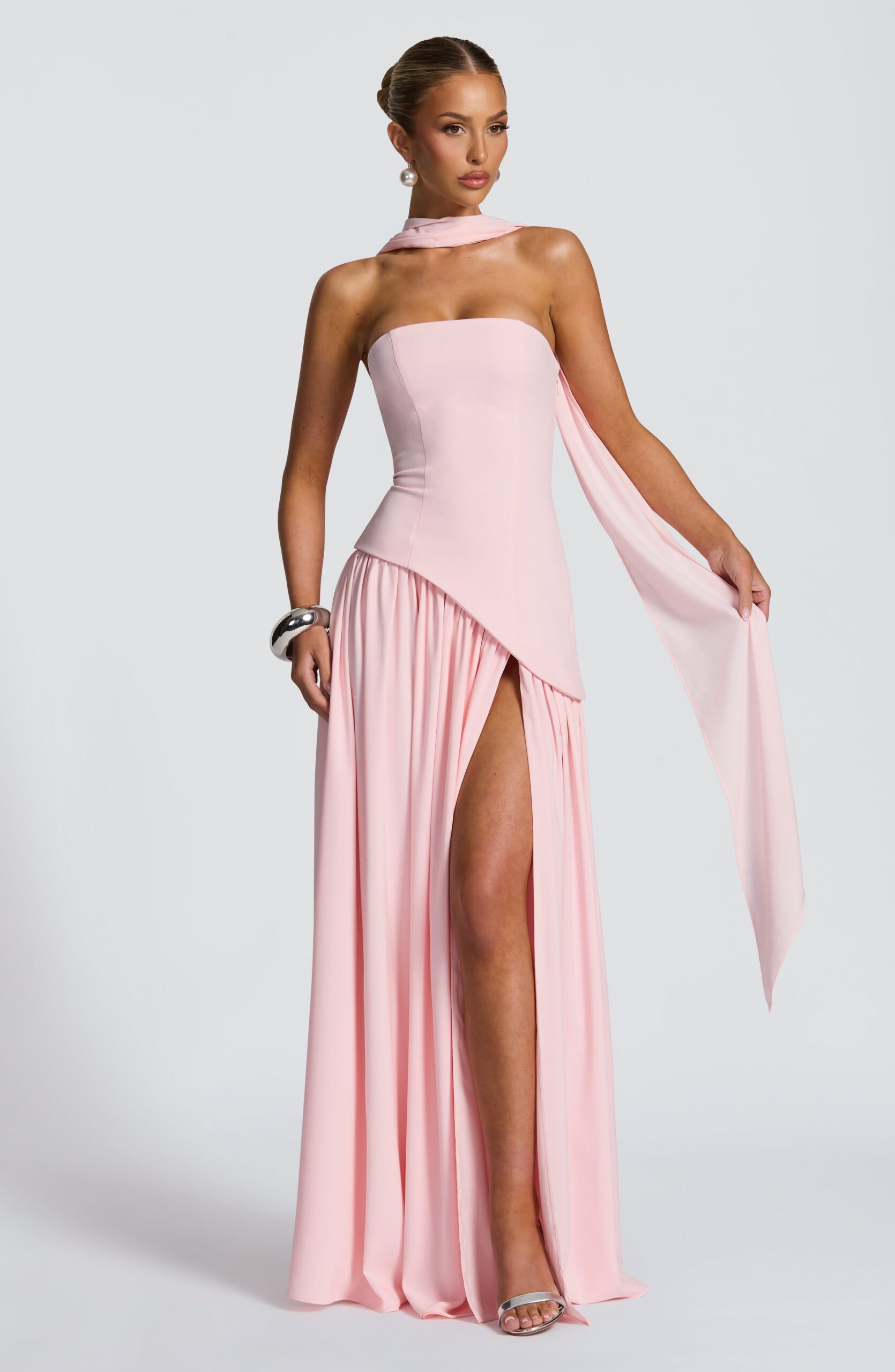 MALIYAH BLUSH MAXI DRESS - ROMANTIC OCCASION