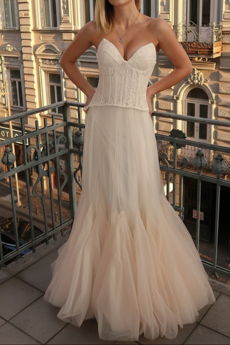 TIFFANY LACE CORSET MAXI DRESS – APRICOT