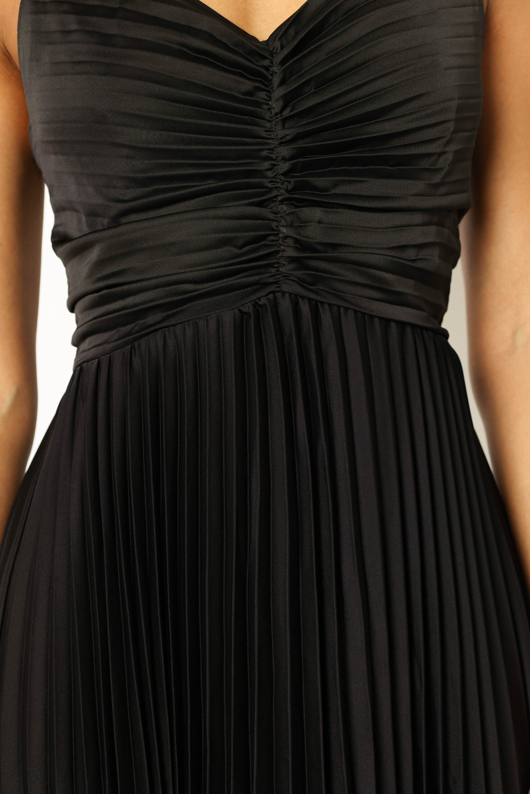 NAIRA PLEATED MAXI BLACK DRESS
