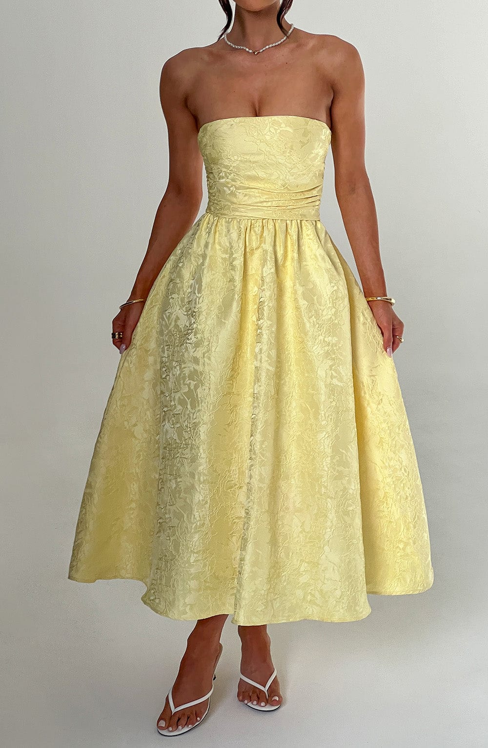 SAOIRSE LEMON MIDI DRESS: ELEGANT DAY DRESS