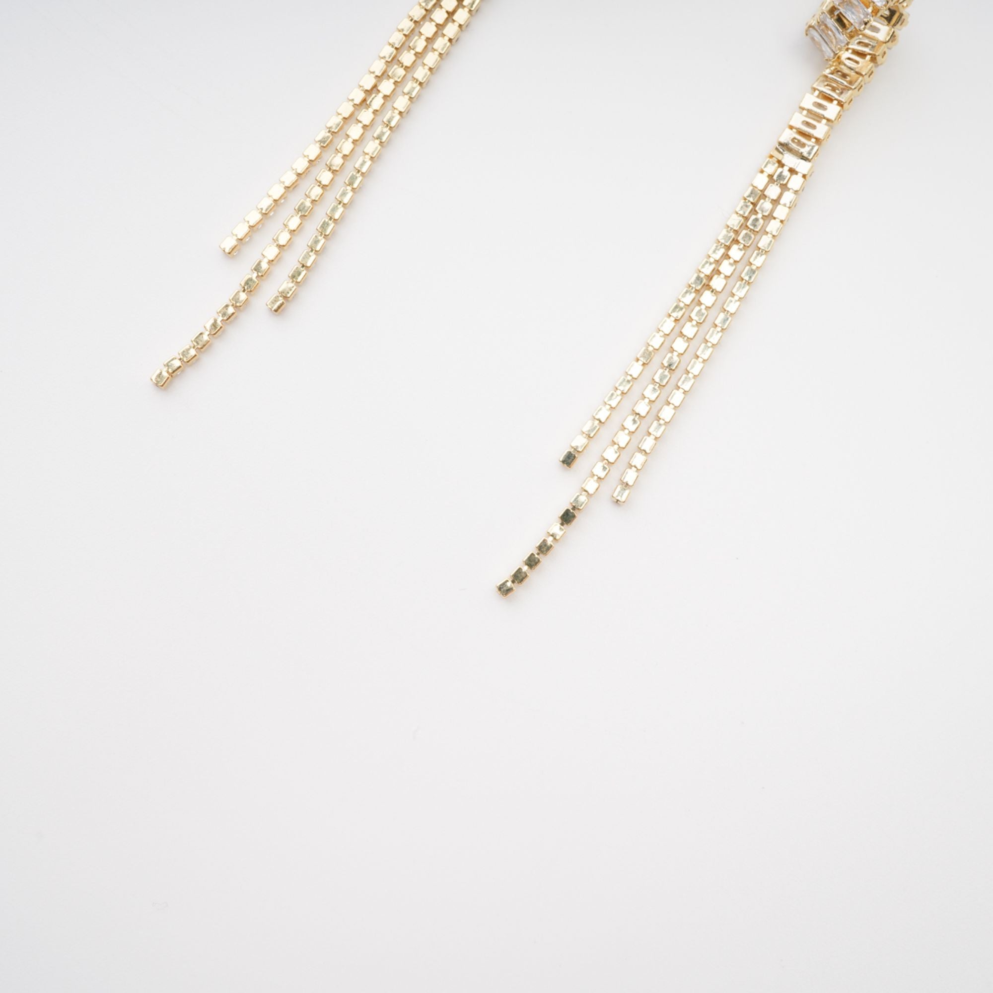 THÉRÈSE TASSEL CHAIN DROP EARRINGS FOR PARTY