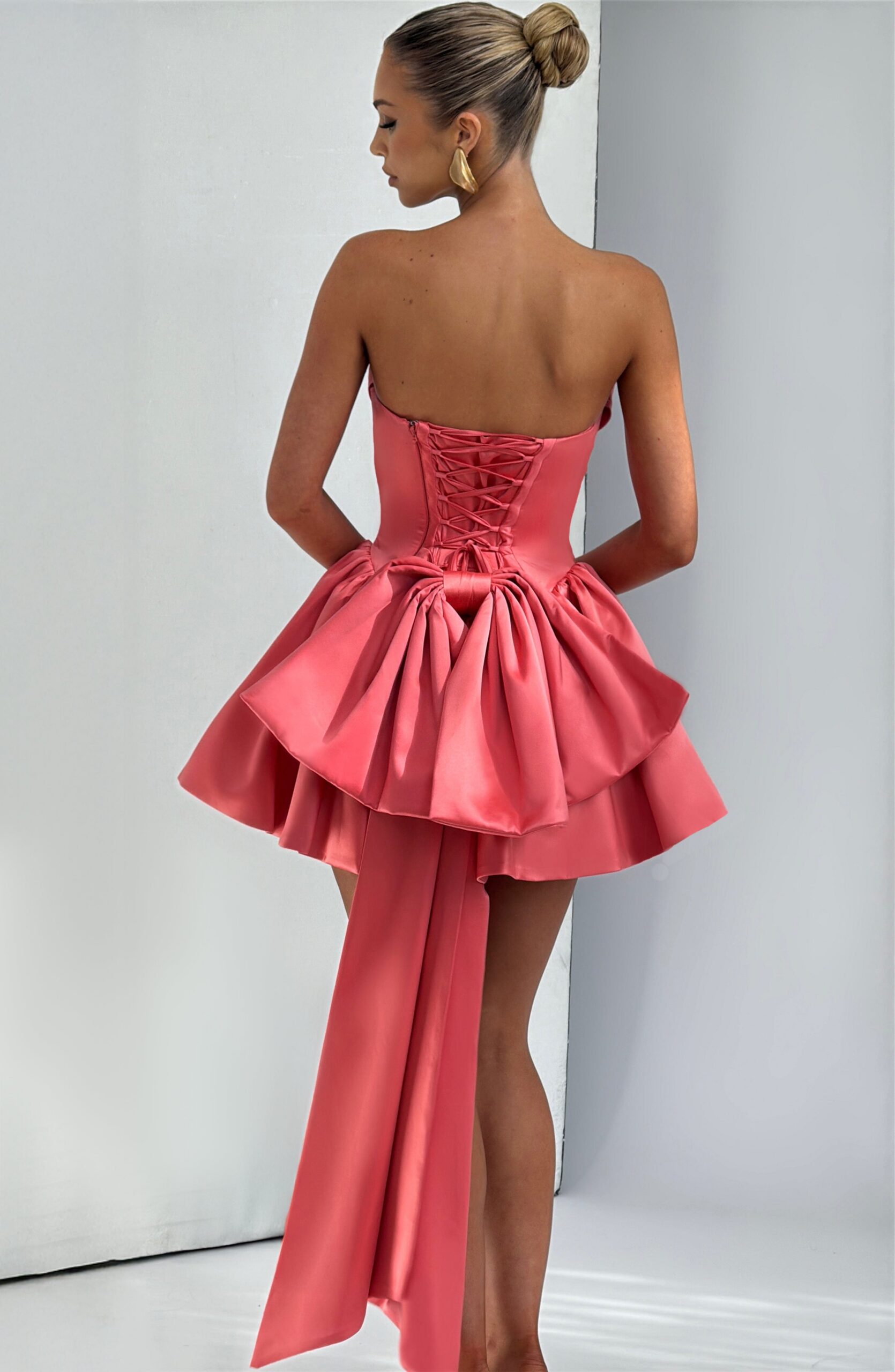 TRINITY MINI DRESS - CORAL PINK PARTY BODYCON