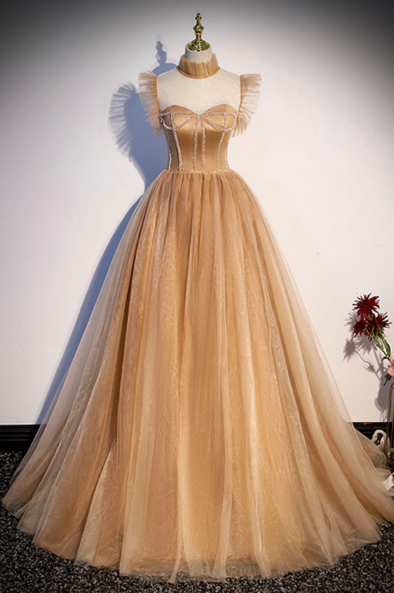 LOVELY TULLE A-LINE FORMAL GOWN