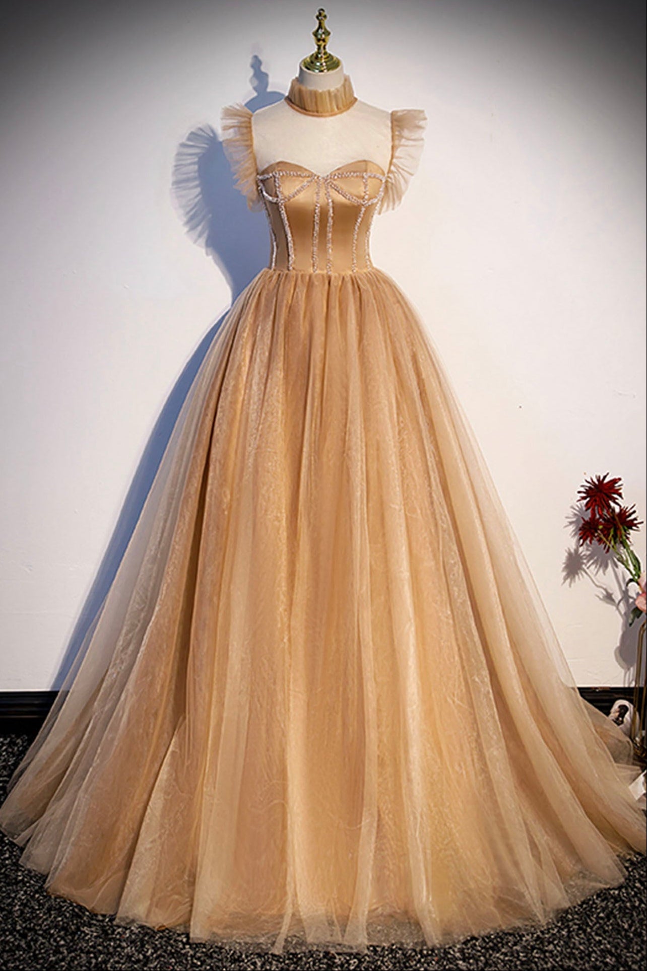 LOVELY TULLE A-LINE FORMAL GOWN