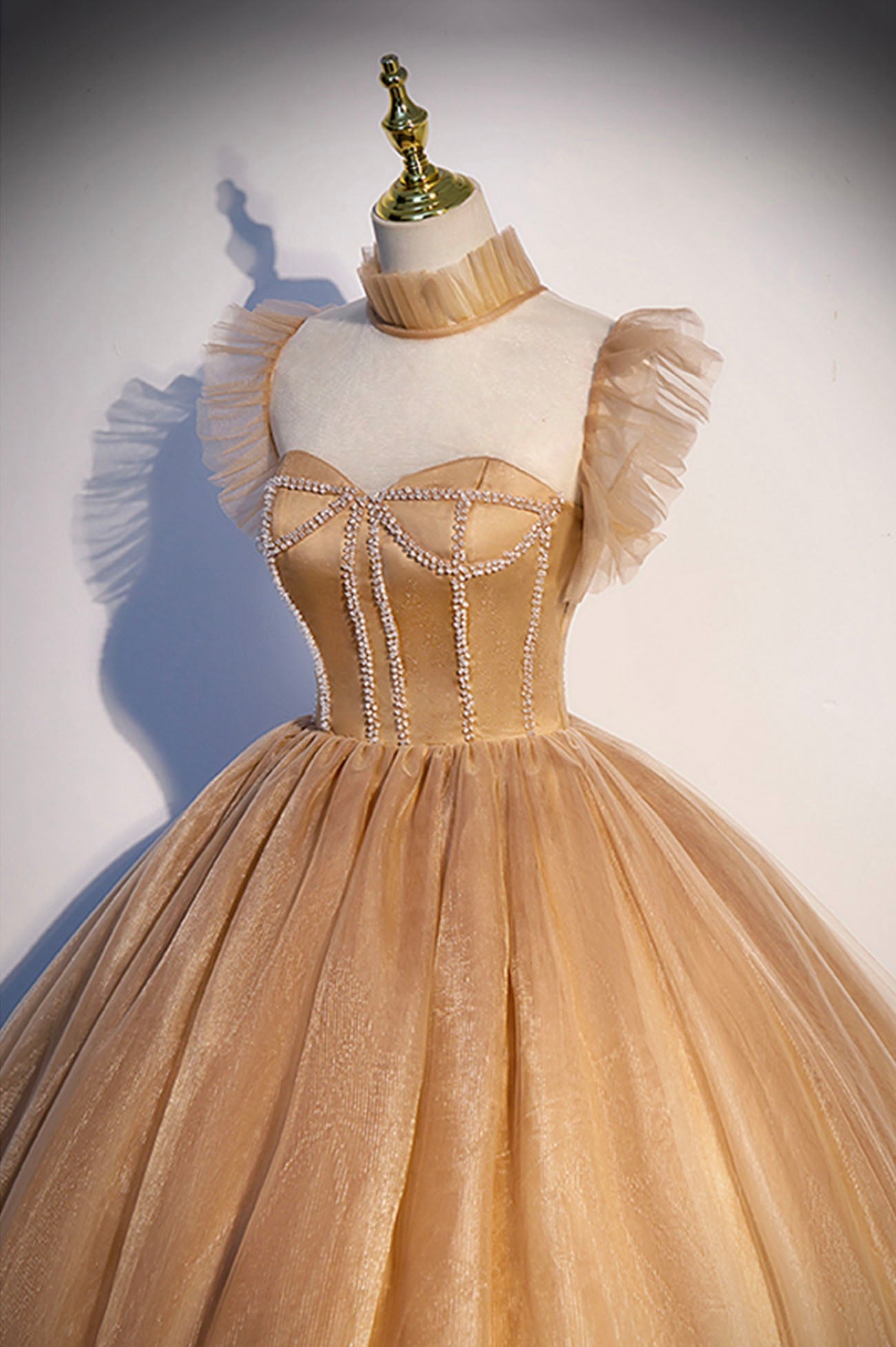 LOVELY TULLE A-LINE FORMAL GOWN