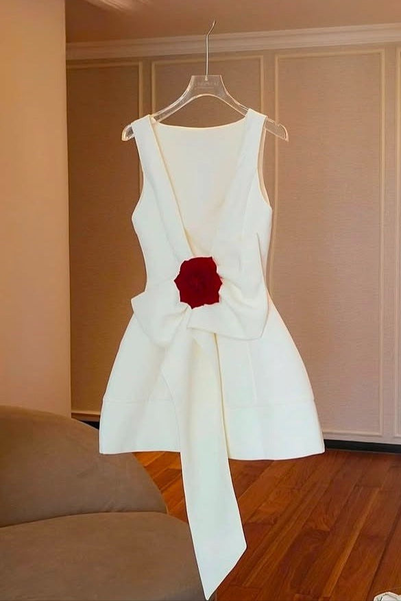 JOANNA BACKLESS WHITE MINI DRESS WITH BOW