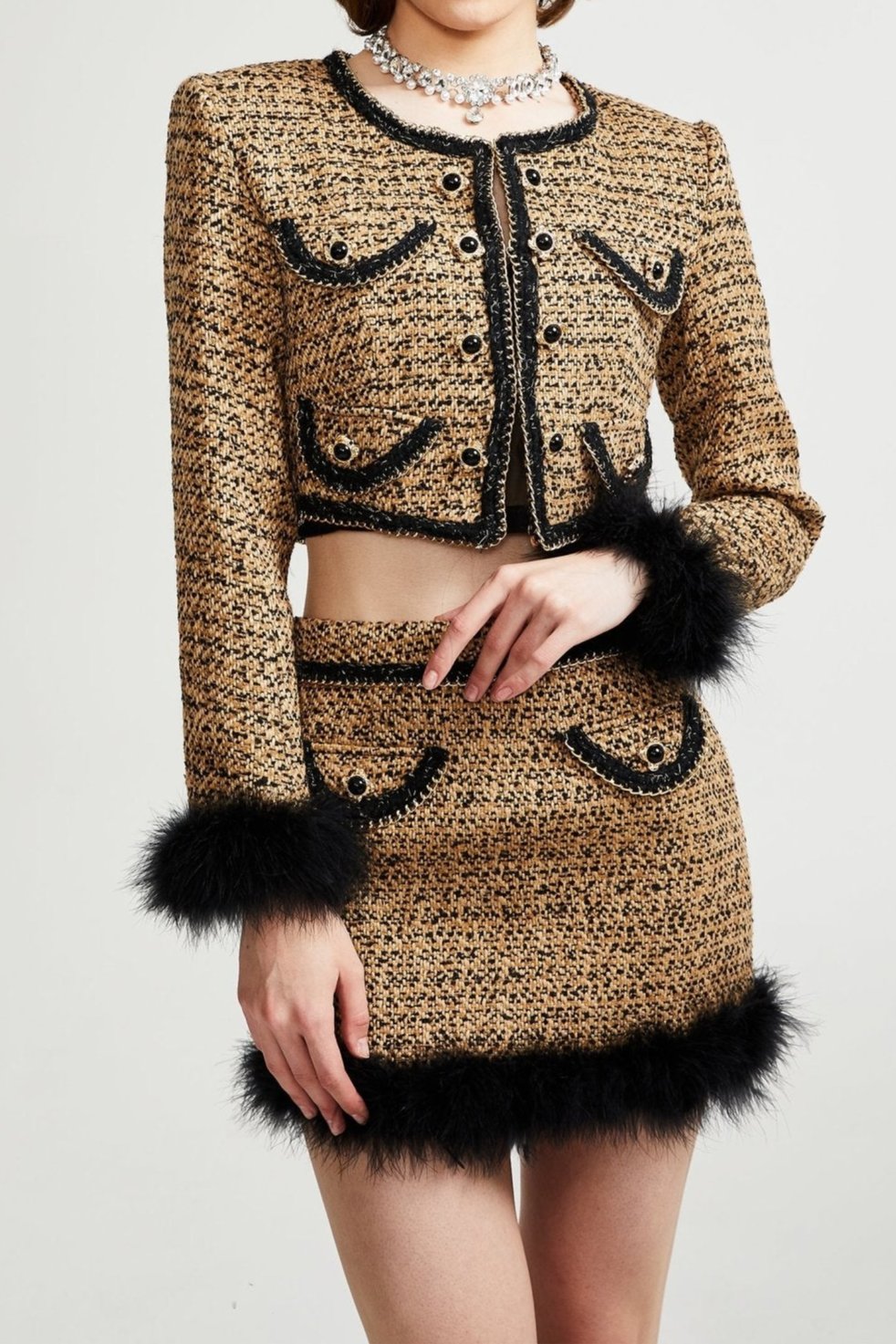WAELVIRA CROPPED SET: BLAZER & SKIRT SUIT