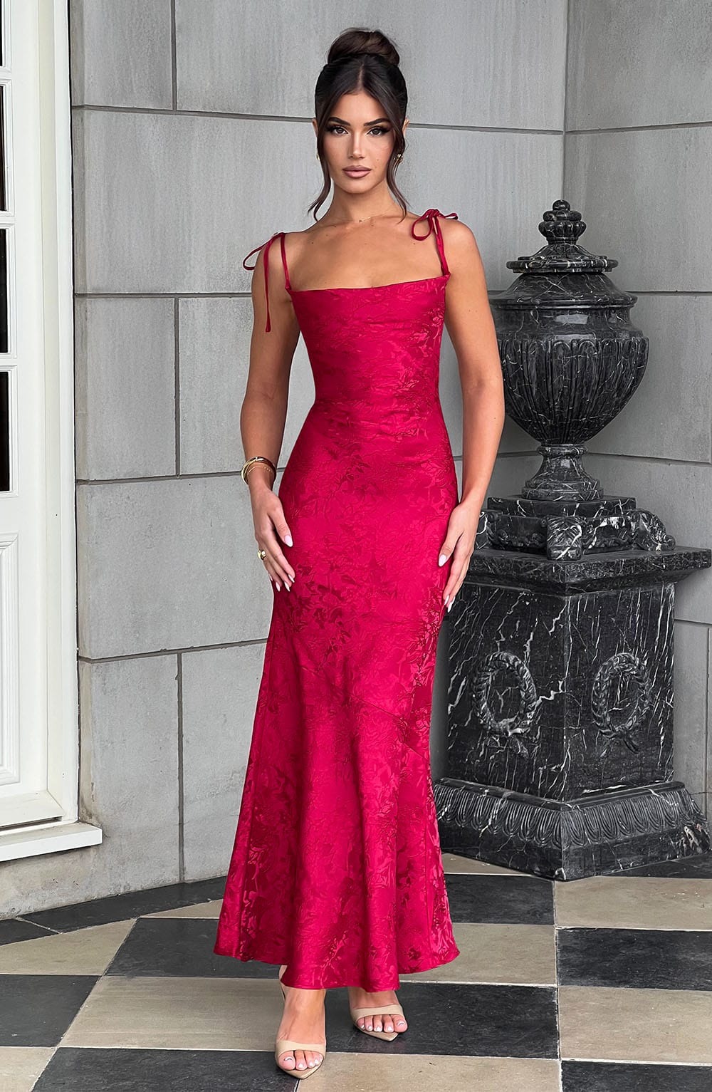 WHITNEY MAXI DRESS IN RED - ELEGANT A-LINE