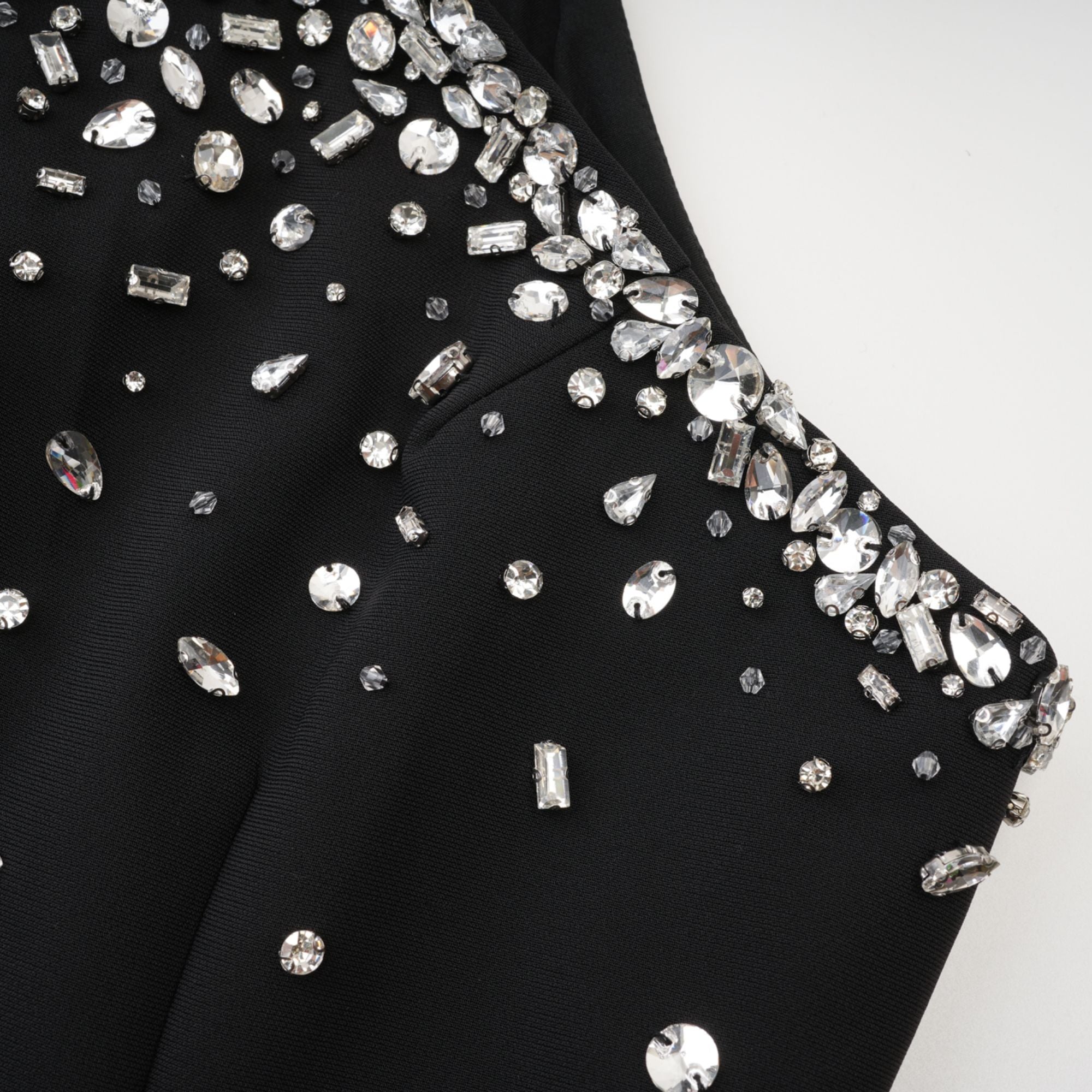 EMBELLISHED MINI DRESS FOR COCKTAIL PARTY