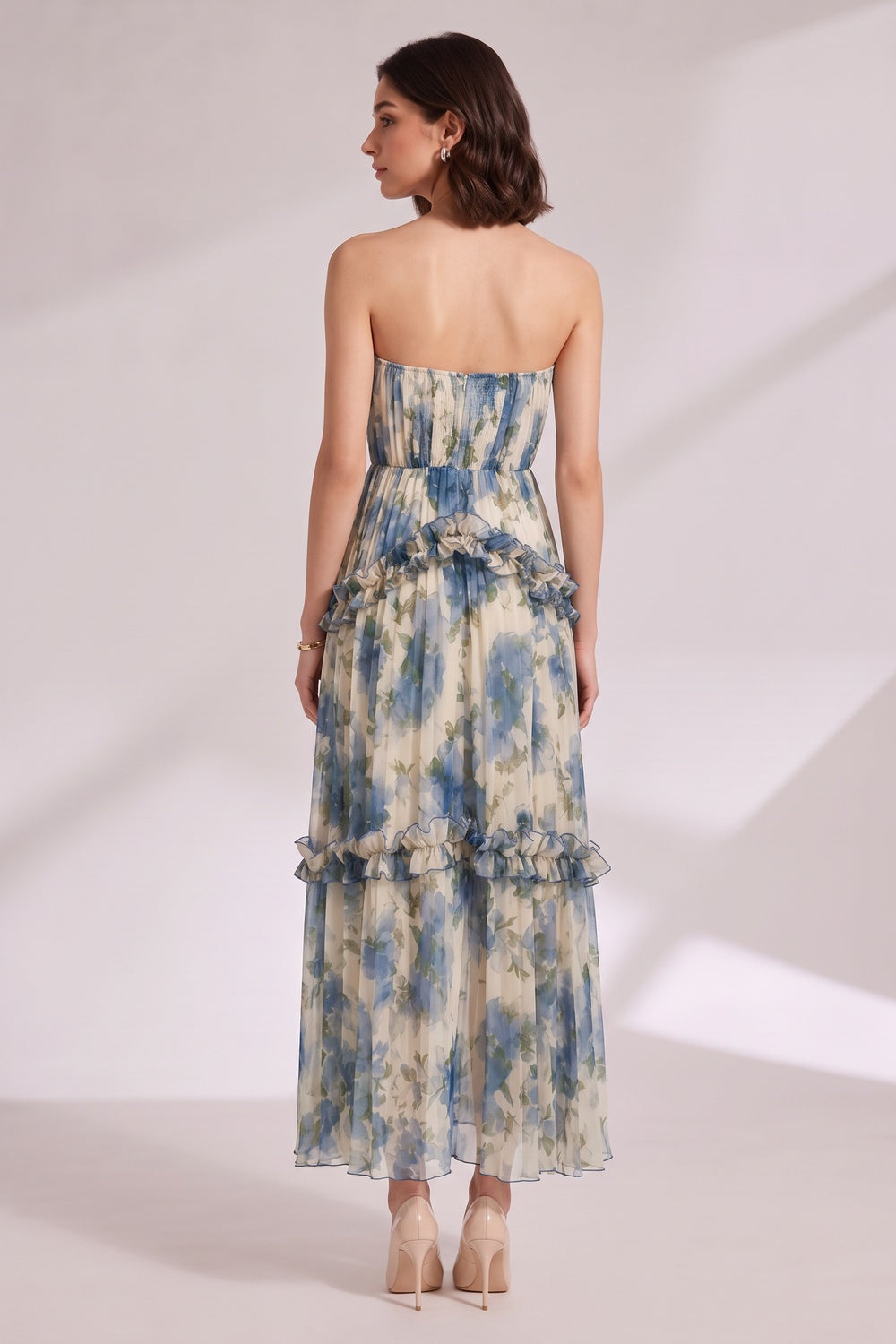 061468530f2e5922 BLUE FLORAL STRAPLESS TIERED MIDI DRESS