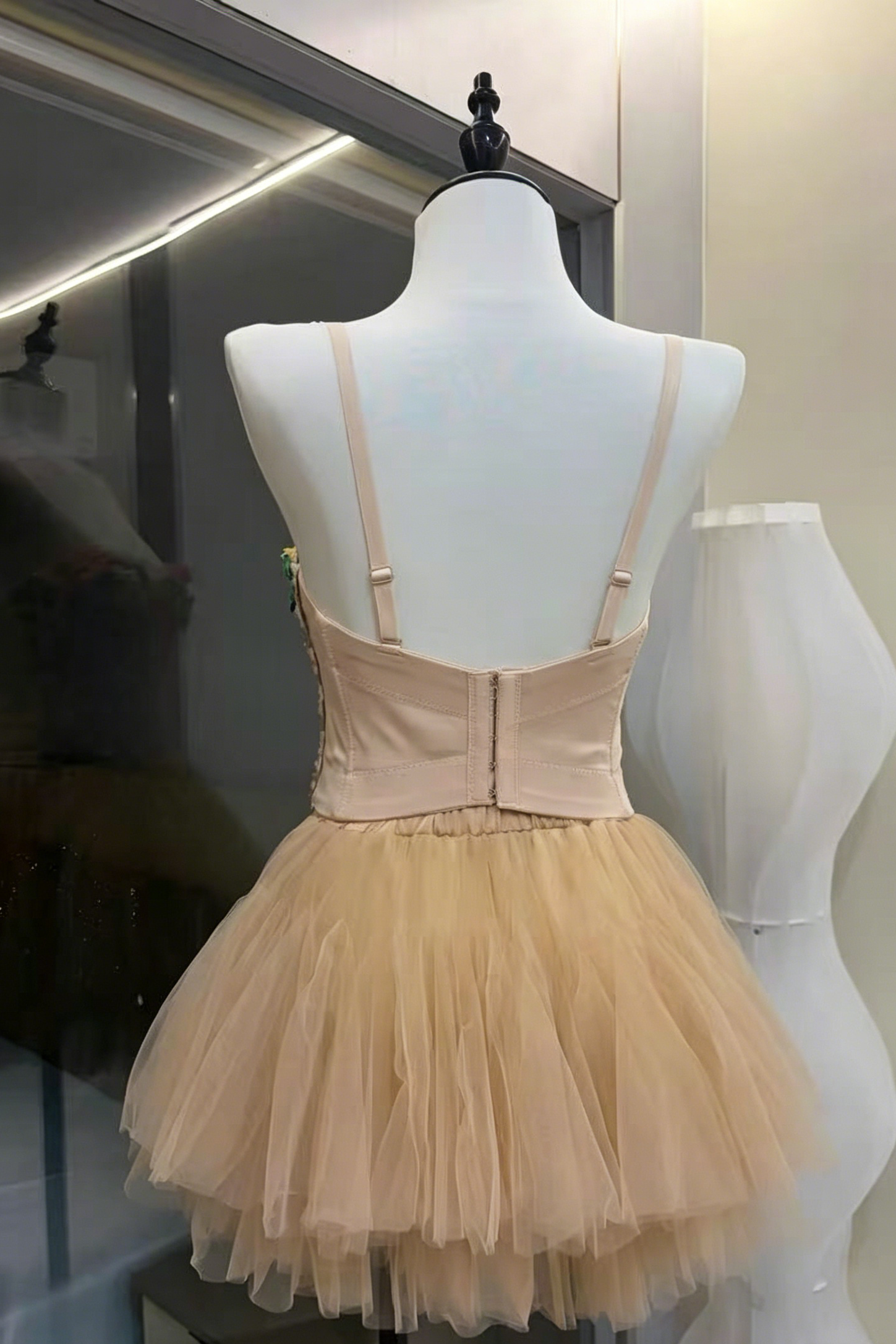 1_1_1_303940e9-8c34-4b3b-b8d5-c616495f4fe6 CHAMPAGNE 3D FLORAL CORSET TOP & TULLE MINI SKIRT SET
