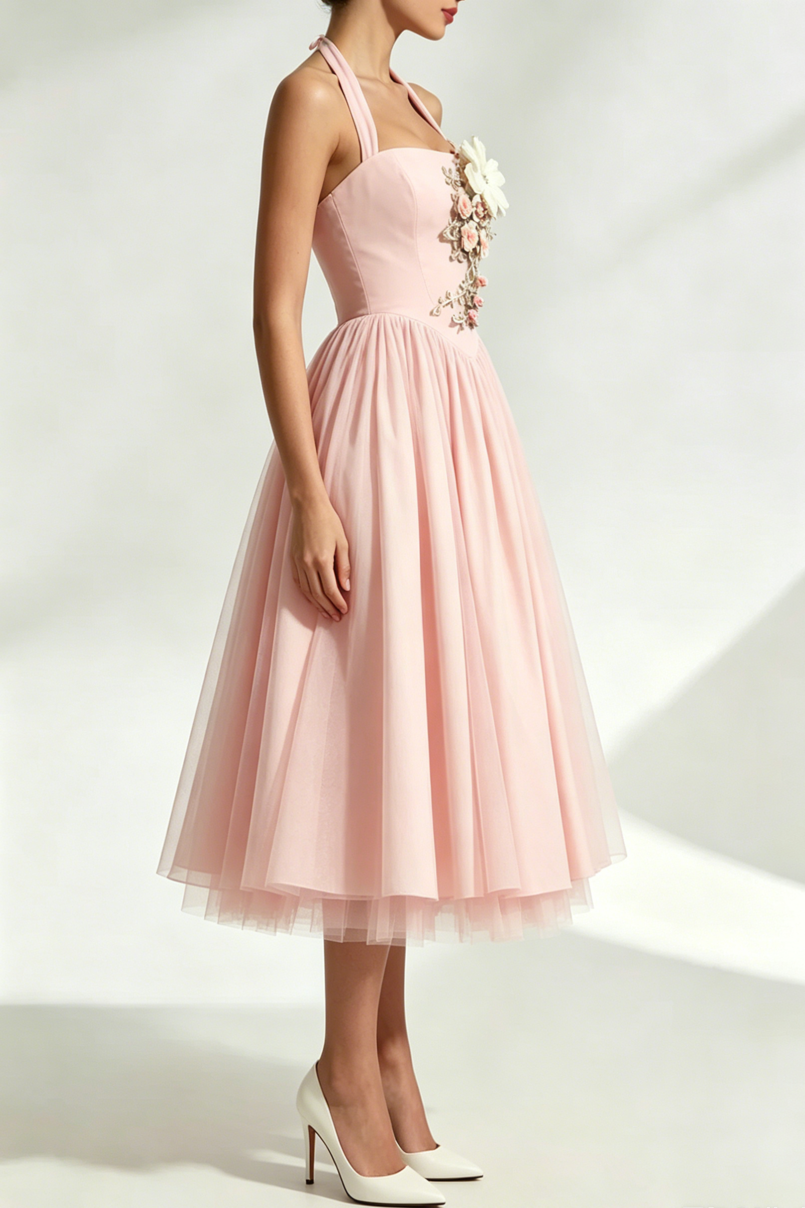 FLOWER EMBROIDERY CRESSIDA BACKLESS PUFFY MIDI DRESS - BLUSH