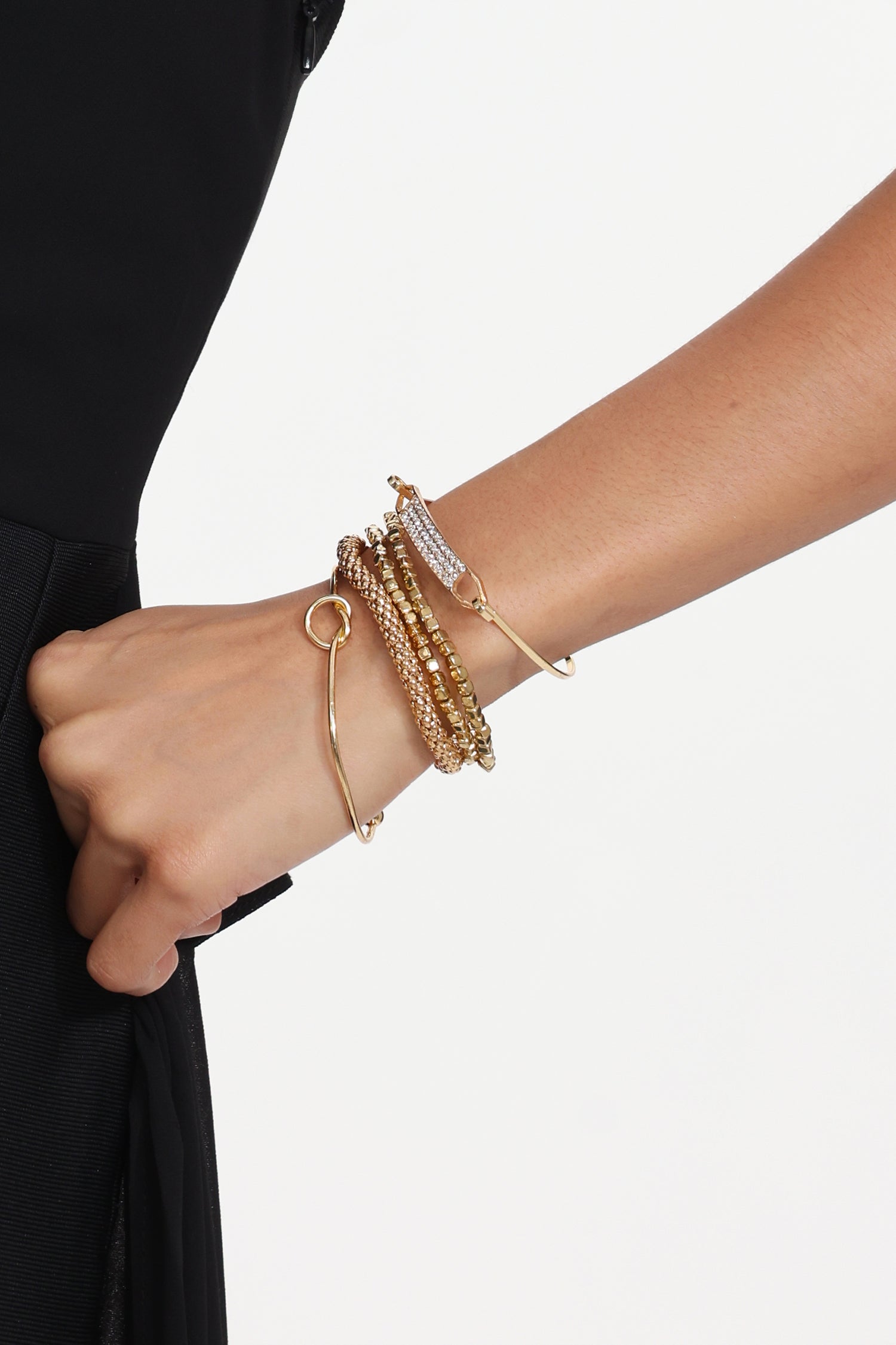 2026-01-30-joyce3557 STACKED GOLD BRACELET SET, LAYERED PARTY JEWELRY