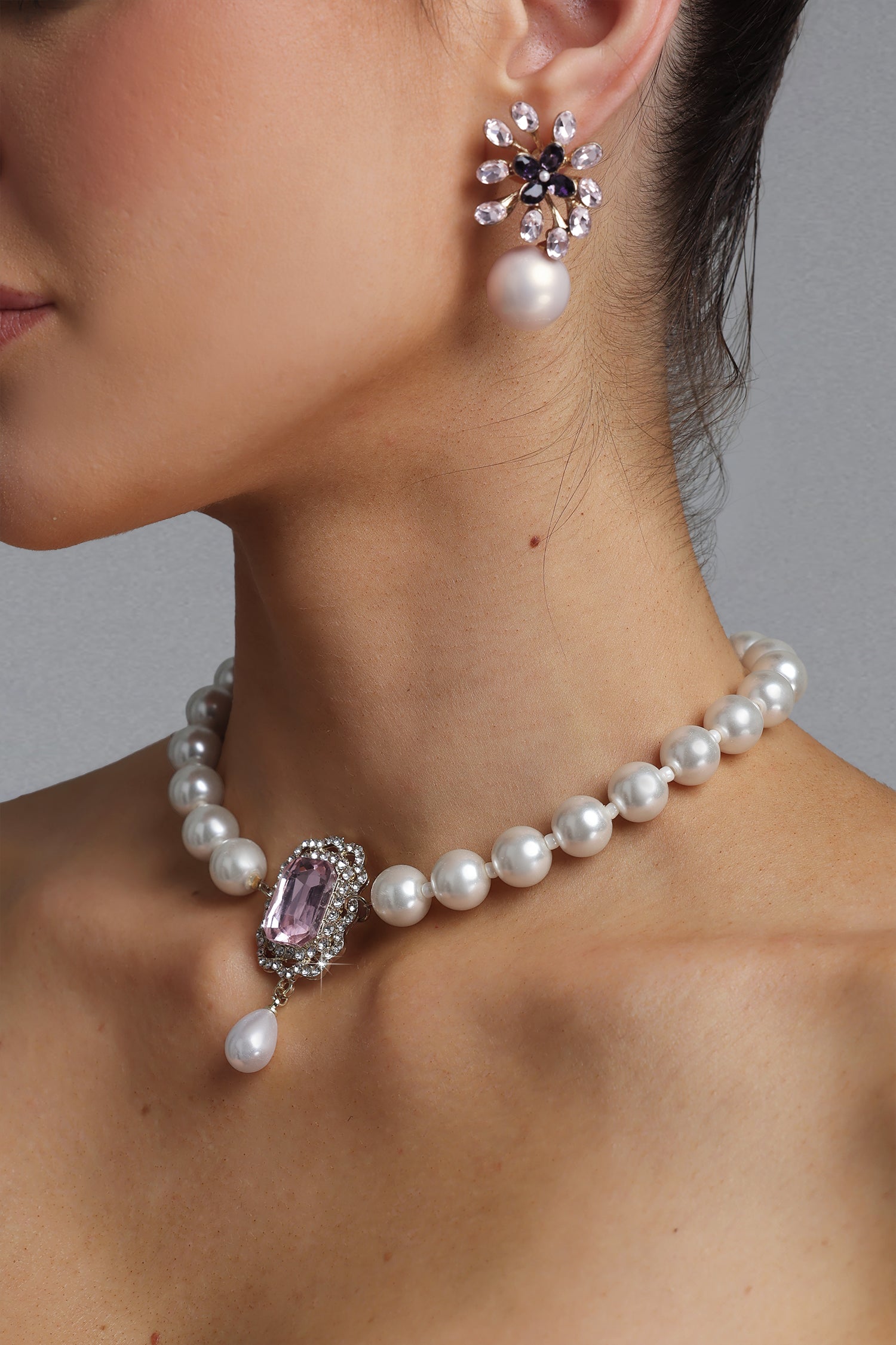 2026-06-24-andrea-m282700 PINK CRYSTAL PEARL CHOKER, RECTANGLE NECKLACE FOR PARTY