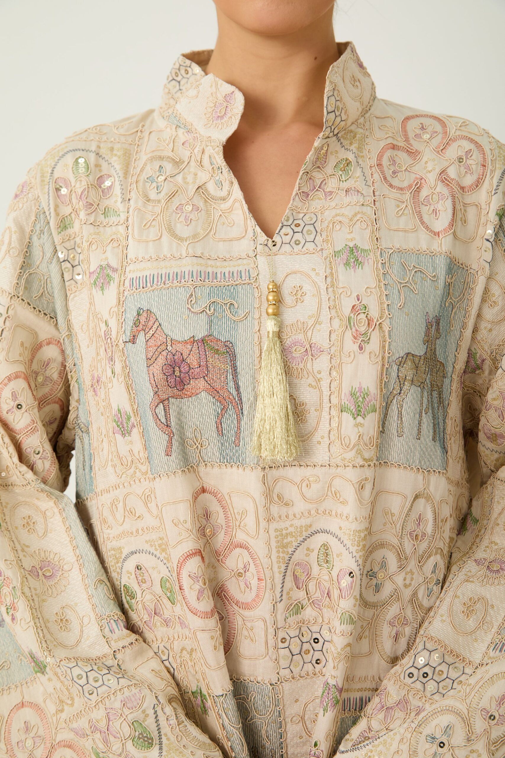 2026-2-6-ana-lookbook9664 CREAM HORSE PATCHWORK KAFTAN DRESS BELL SLEEVE STAND COLLAR