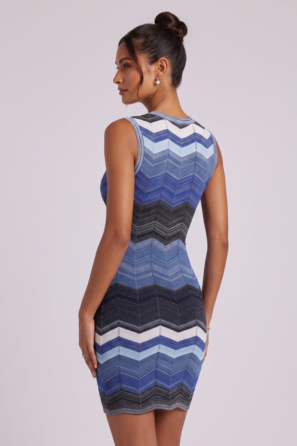32255b4e443bf808 CHEVRON STRIPED SLEEVELESS KNIT MINI DRESS