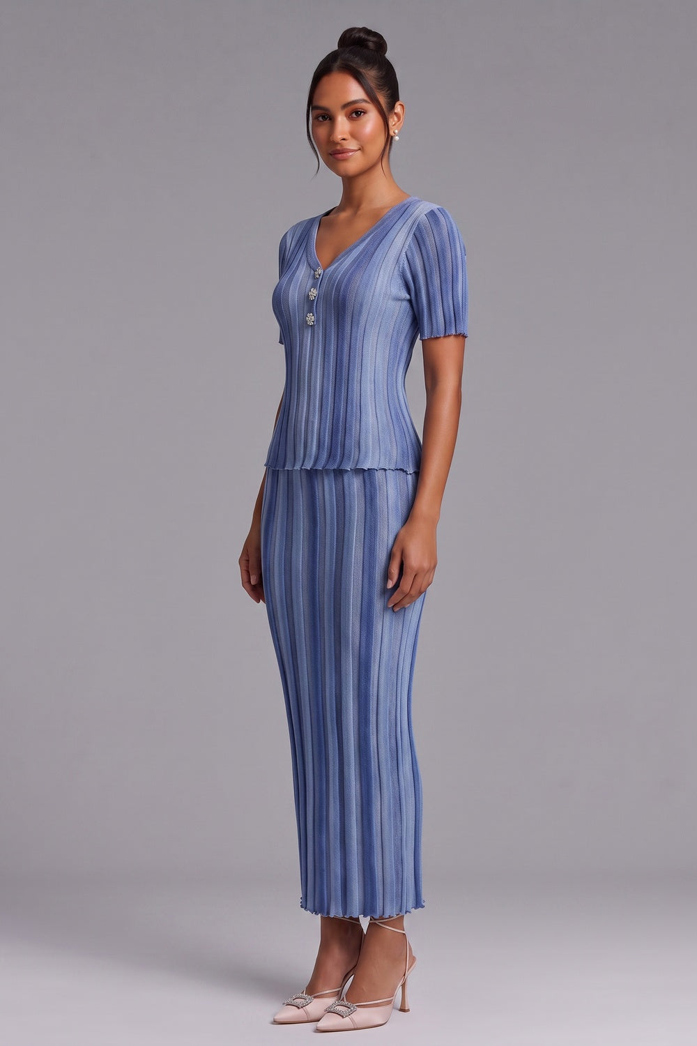 34c73704fc5a6ddc LIGHT BLUE RIBBED KNIT SET GRADIENT STRIPE