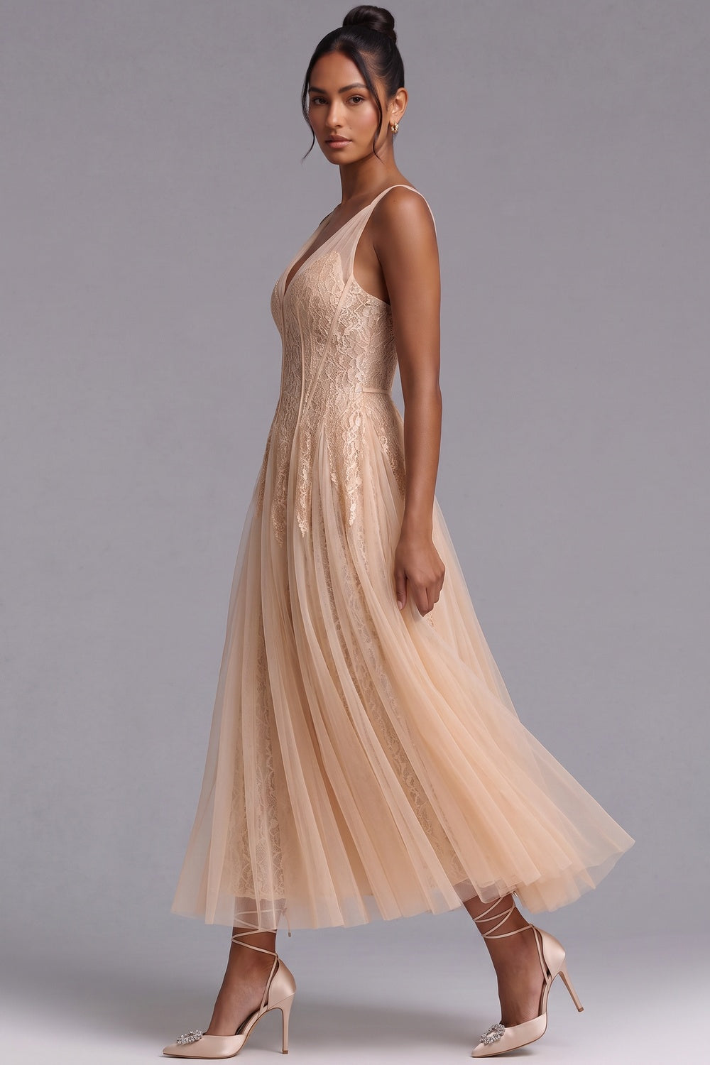 CHAMPAGNE LACE V-NECK COCKTAIL DRESS
