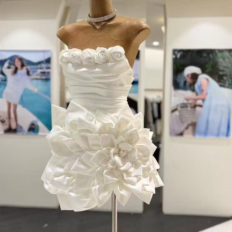4928ea1711436bc727cc651dd0717d88 STRAPLESS 3D FLORAL WHITE SATIN MINI DRESS