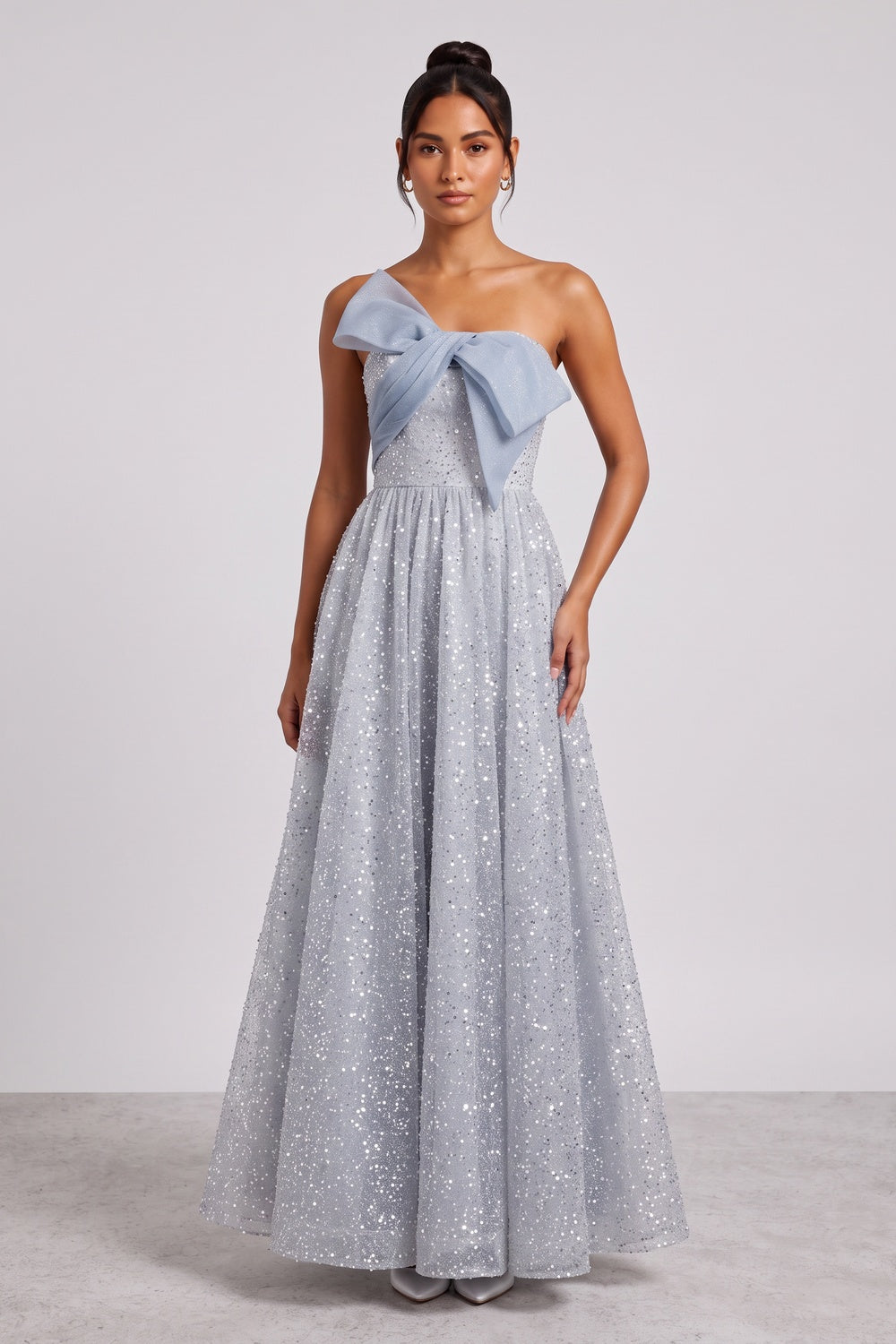 5334e6c4da916168 SILVER BLUE GLITTER TULLE A-LINE EVENING GOWN