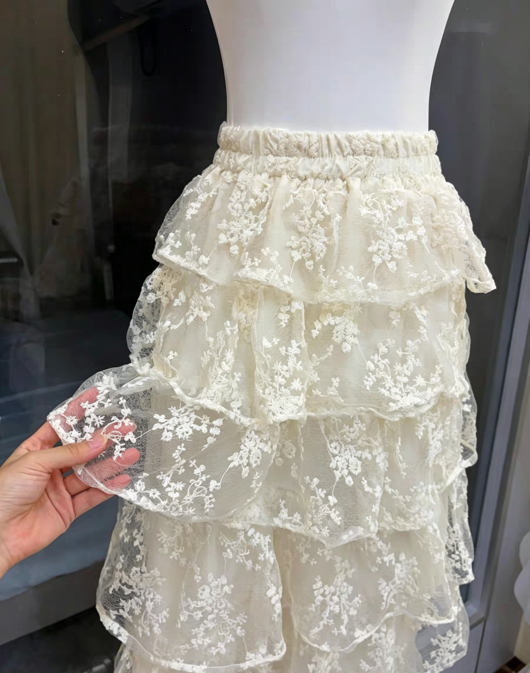 613ca2135406f9f3e61988c56b526b17_3bbaeb31-2c9a-4825-998e-824f8c7c899f IVORY LACE CORSET PEPLUM TOP & HIGH LOW SKIRT SET
