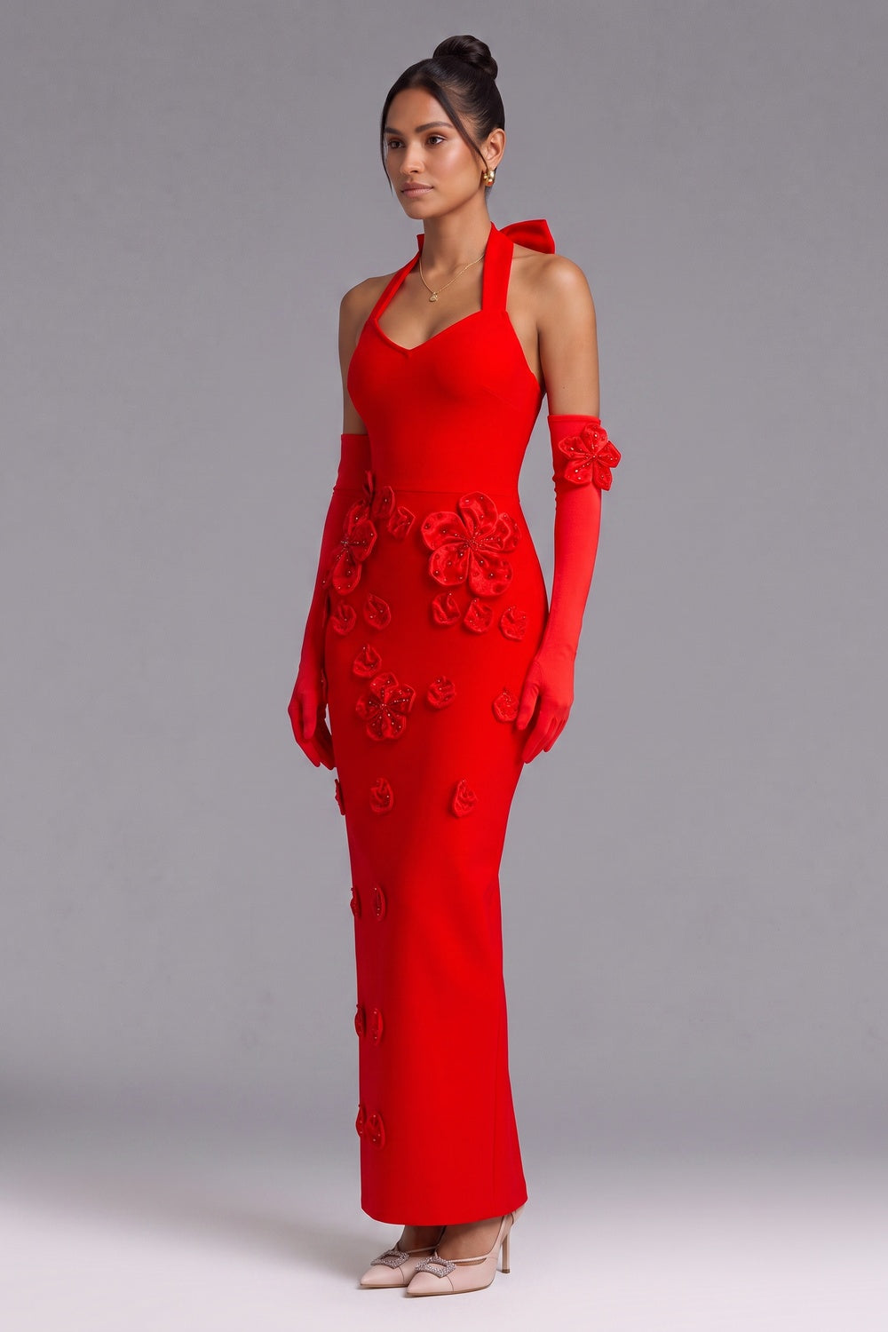 95488095df53ae71 RED HALTER 3D FLORAL FLOOR-LENGTH GOWN