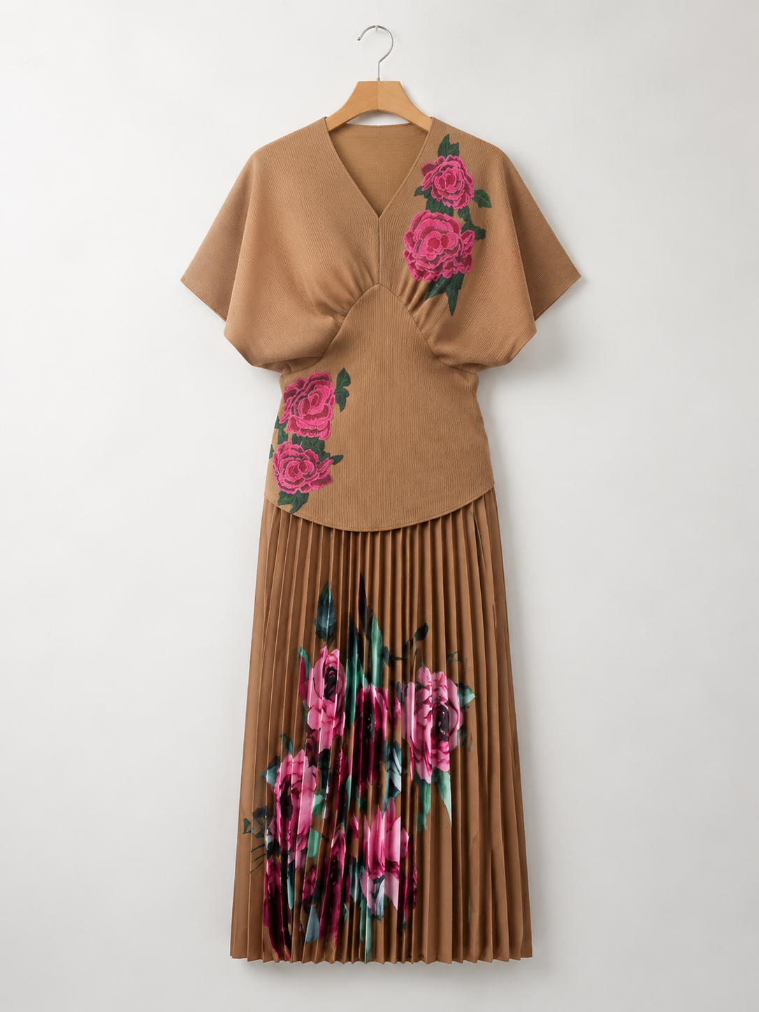 FLORAL PLEATED TWO-PIECE SET FOR WEDDING GUEST