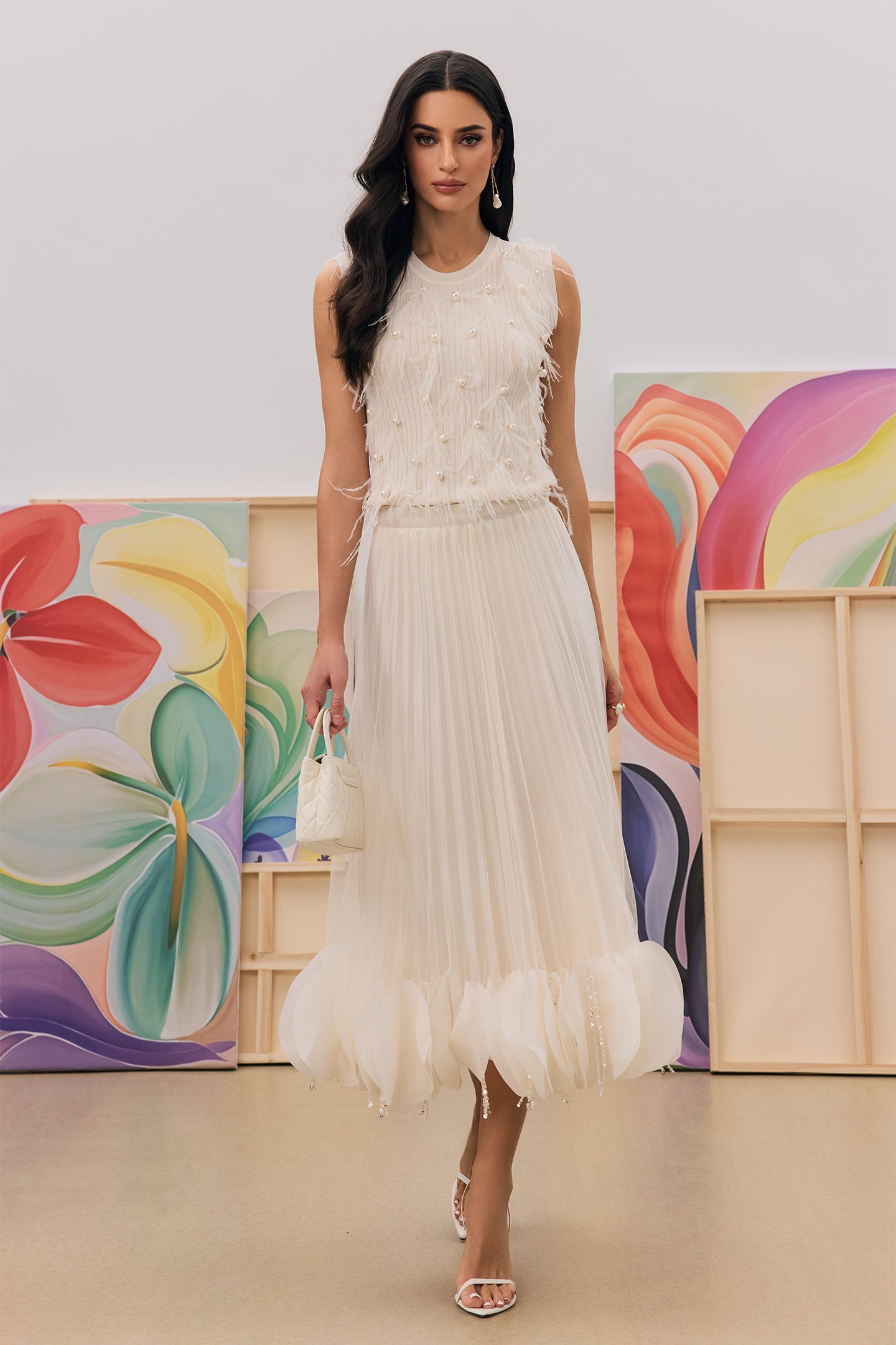 MEITU-20250415-123116529 CREAM FEATHER PEARL SLEEVELESS RIB TANK TOP