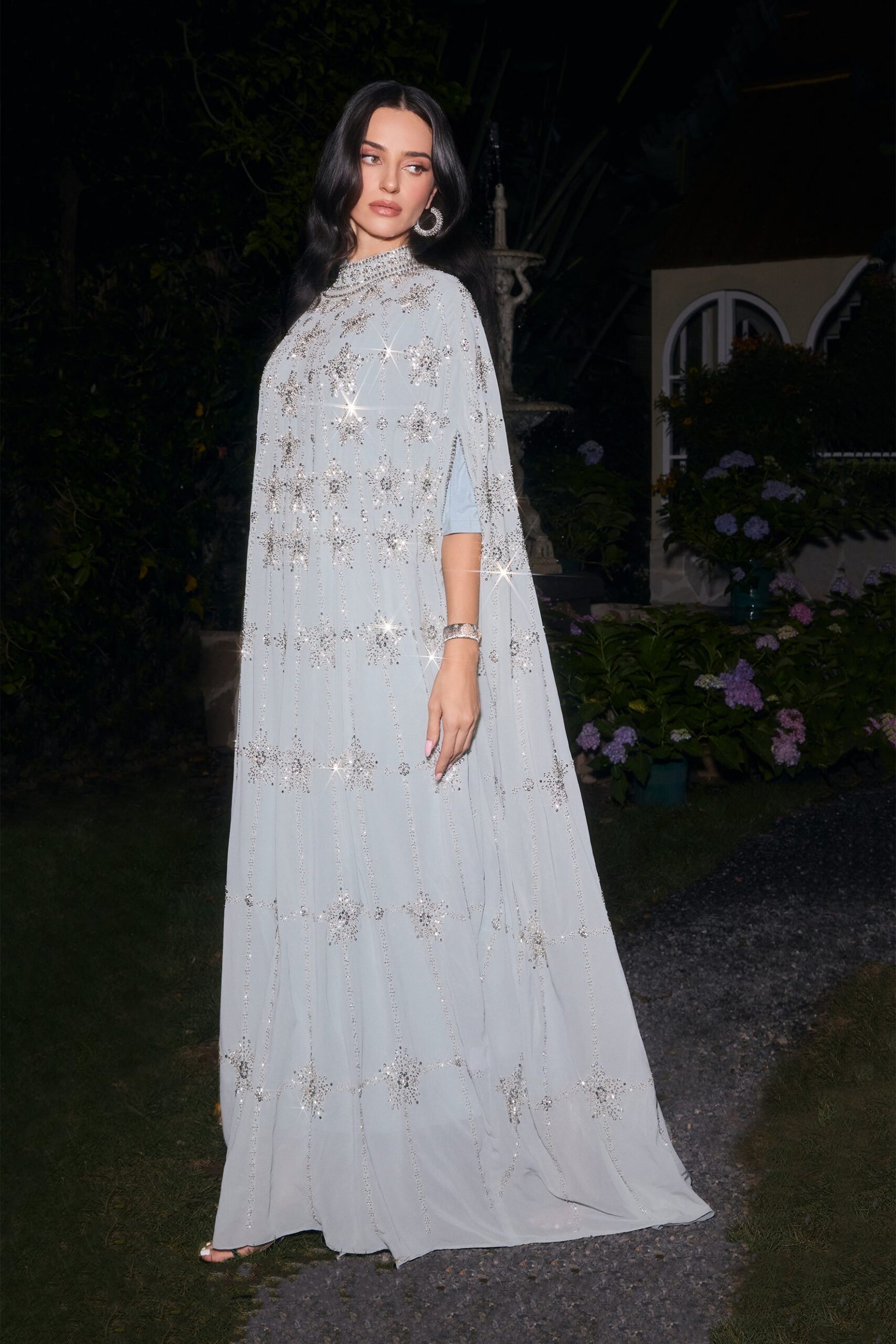 MEITU-20251201-173513477 LIGHT BLUE STAR RHINESTONE CAPE KAFTAN GOWN