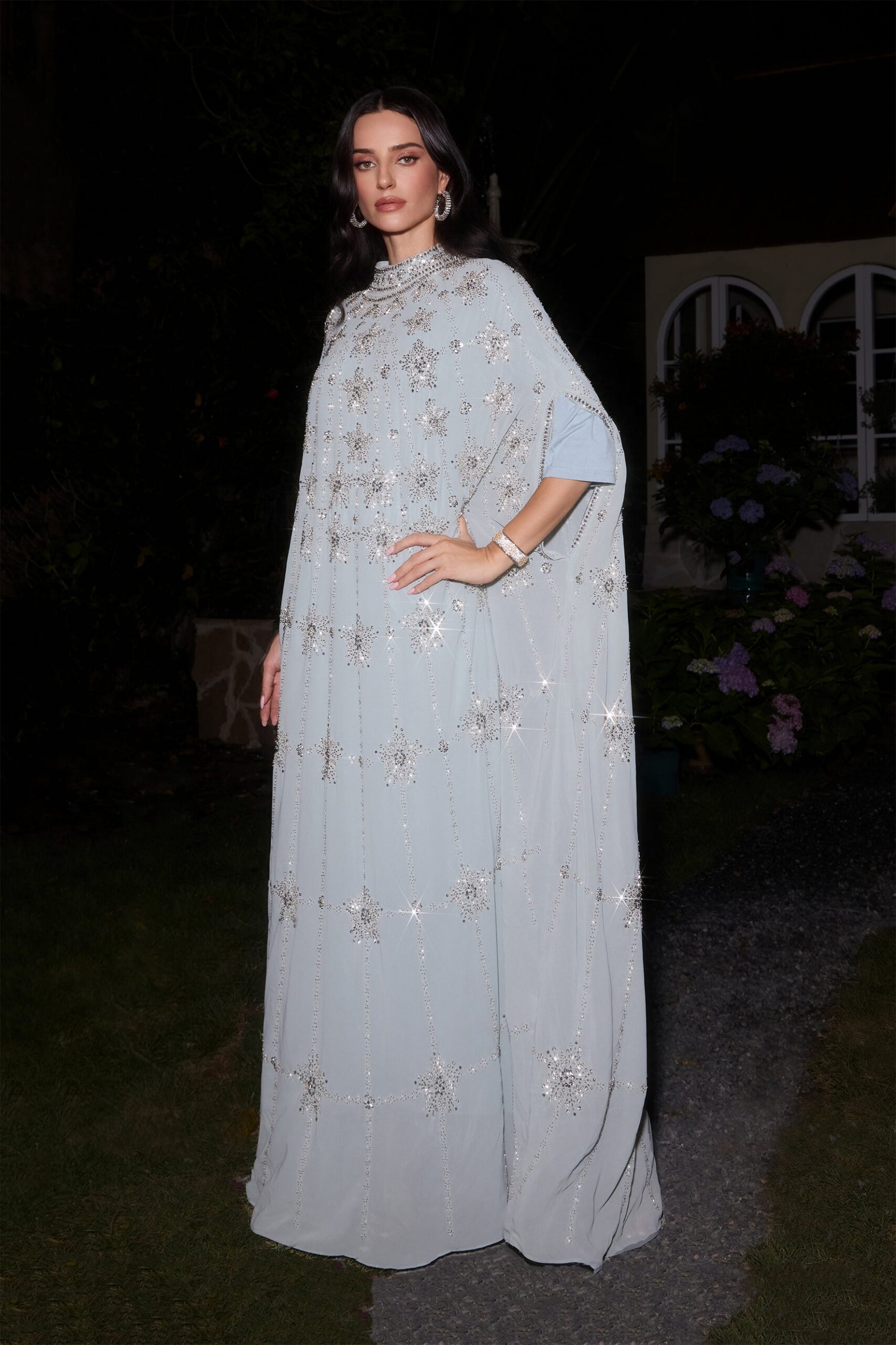 MEITU-20251201-173542993 LIGHT BLUE STAR RHINESTONE CAPE KAFTAN GOWN