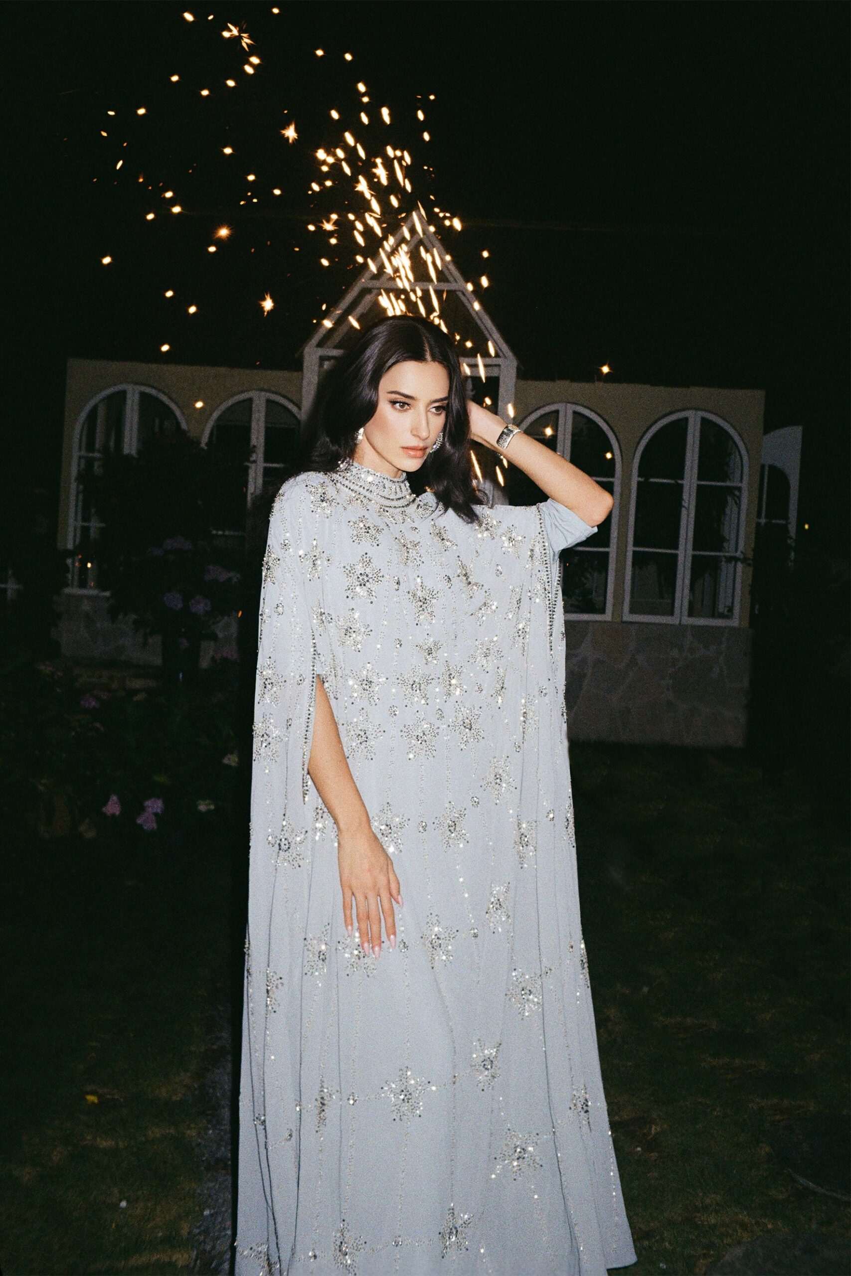 MEITU-20251201-174019145 LIGHT BLUE STAR RHINESTONE CAPE KAFTAN GOWN