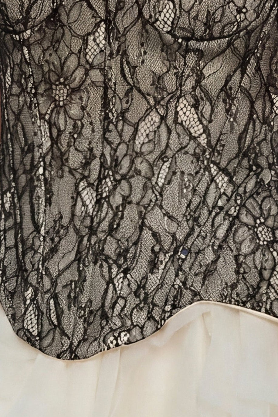 MalwinaBlackOffShoulderTop_WhiteRuffledSkirtSet_3 STRAPLESS LACE CORSET RUFFLE TULLE MINI DRESS