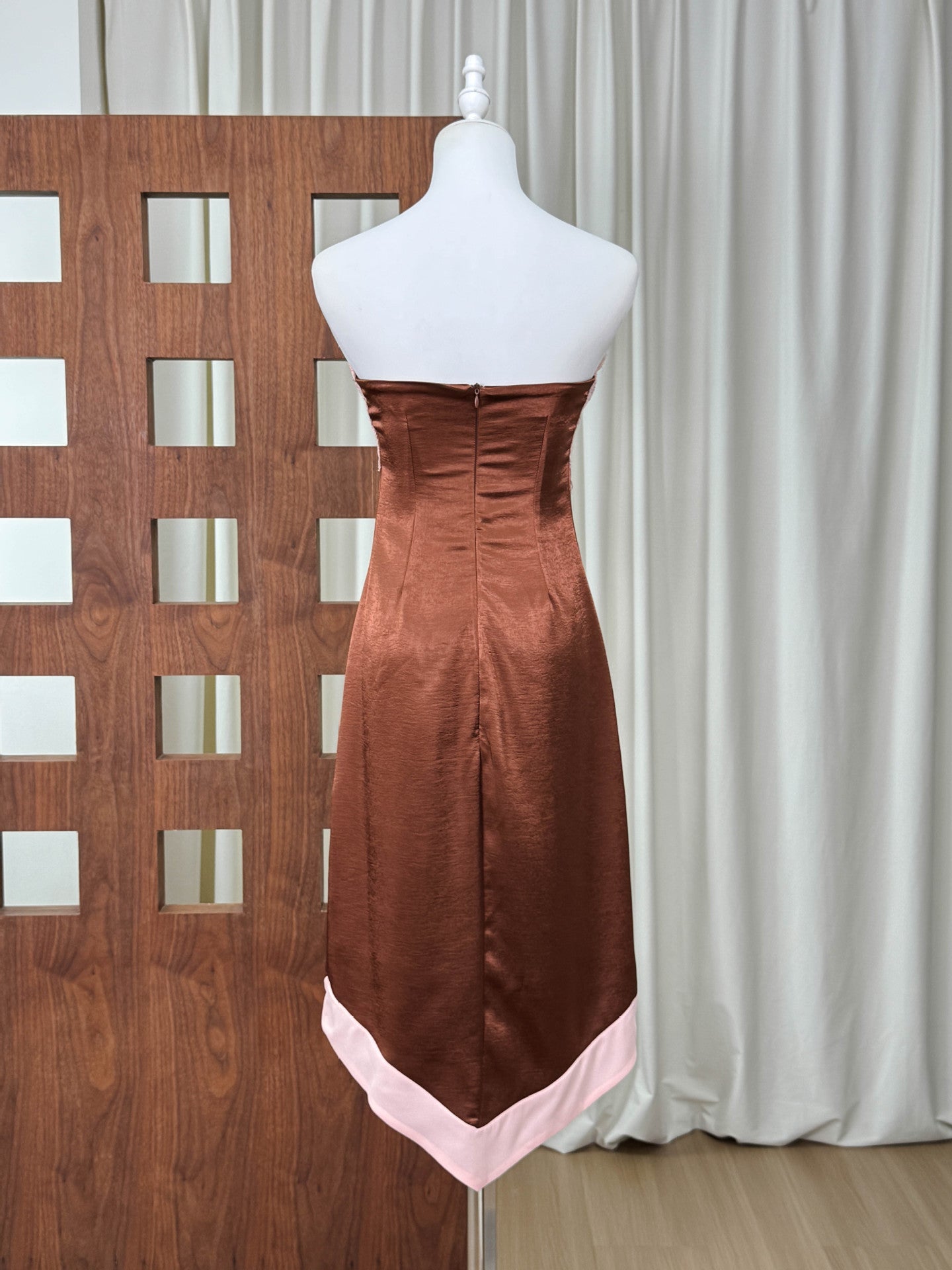 O1CN0108HSNRnw8CL2vHAO__2215741276384-0-cib BRONZE SATIN SHEATH DRESS LACE APPLIQUE COCKTAIL