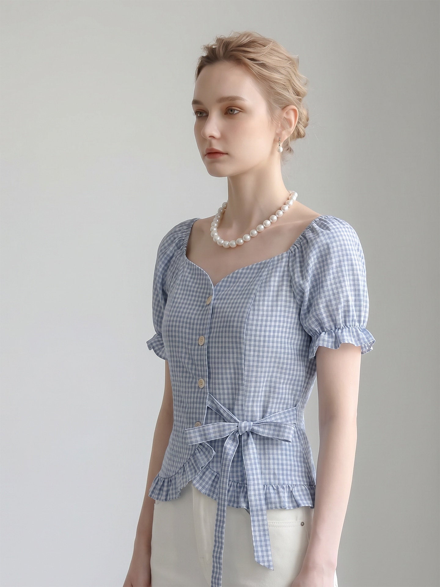 SWEETHEART NECK GINGHAM PUFF SHORT SLEEVE TIE WAIST BLOUSE