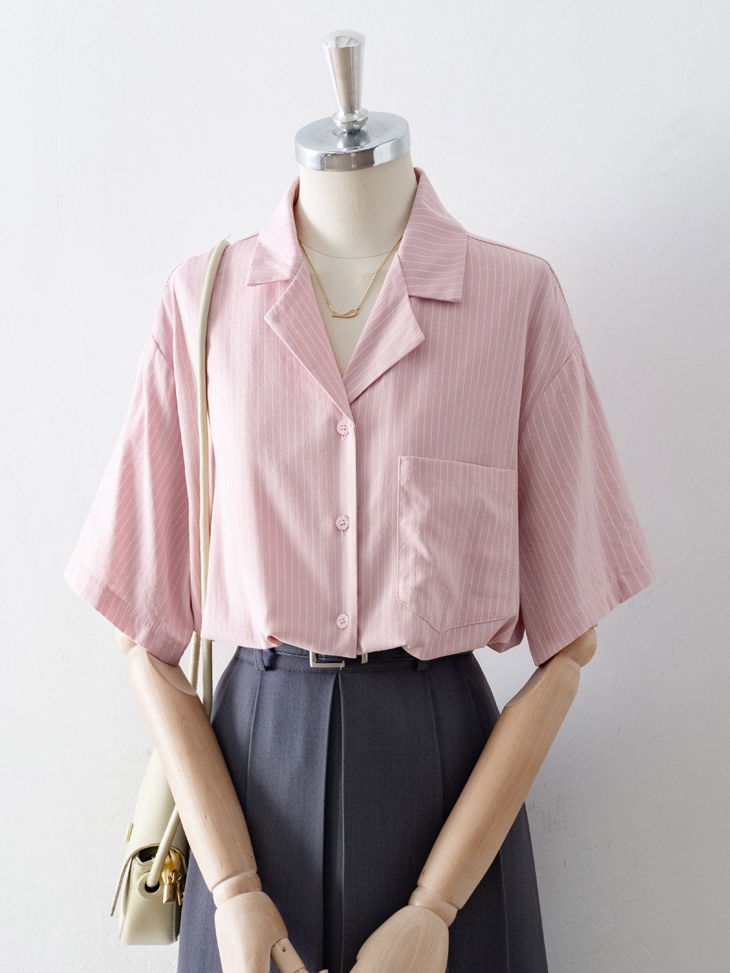 O1CN018eSyLS1fP8XLvh3E0__163593998 STRIPED NOTCHED LAPEL SHIRT | LOOSE FIT OFFICE WEAR