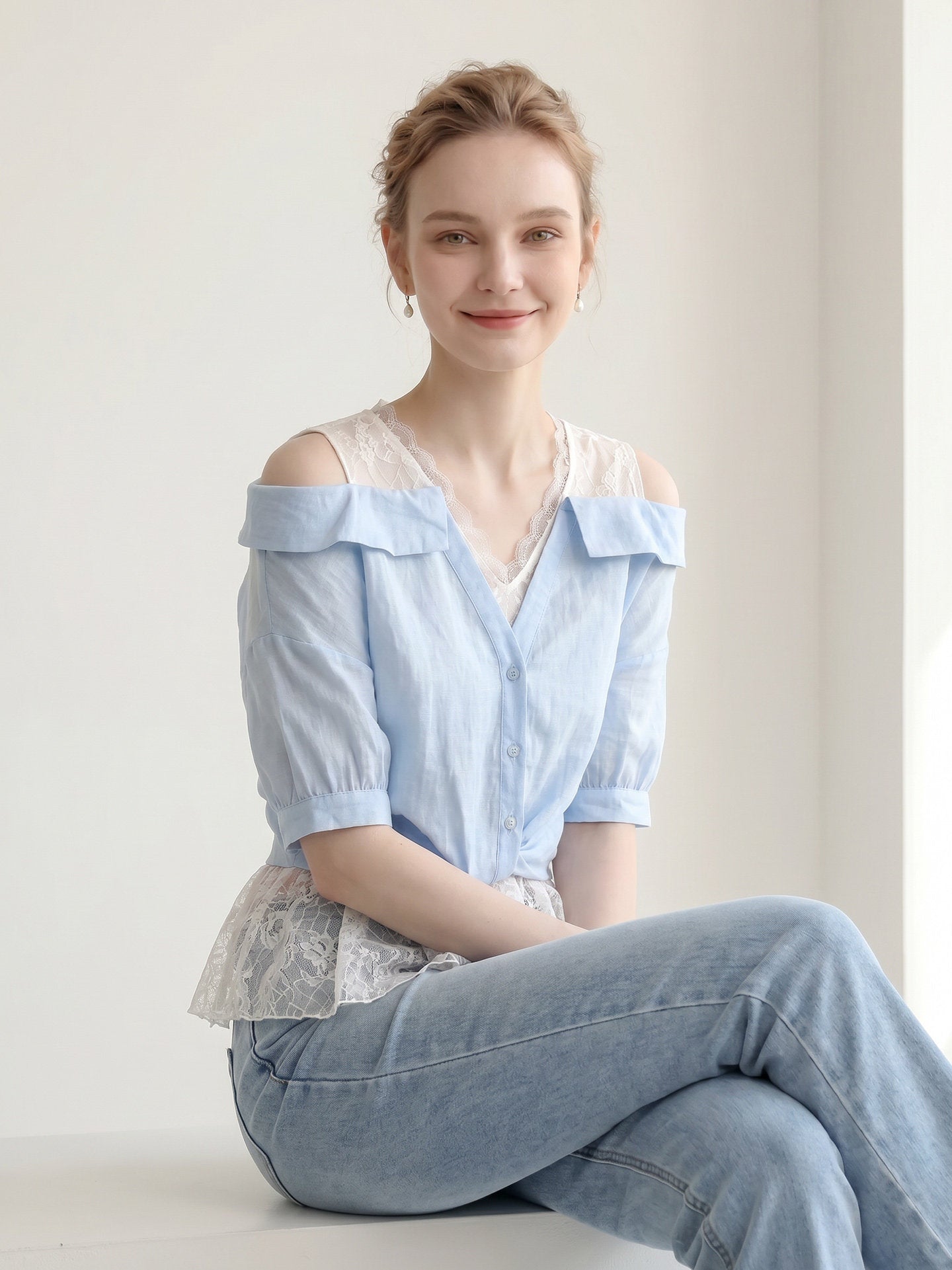 O1CN01DRoSMO1fP8cPee9wW__163593998 TWO PIECE COLD SHOULDER TWIST HEM BLOUSE WITH LACE CAMISOLE