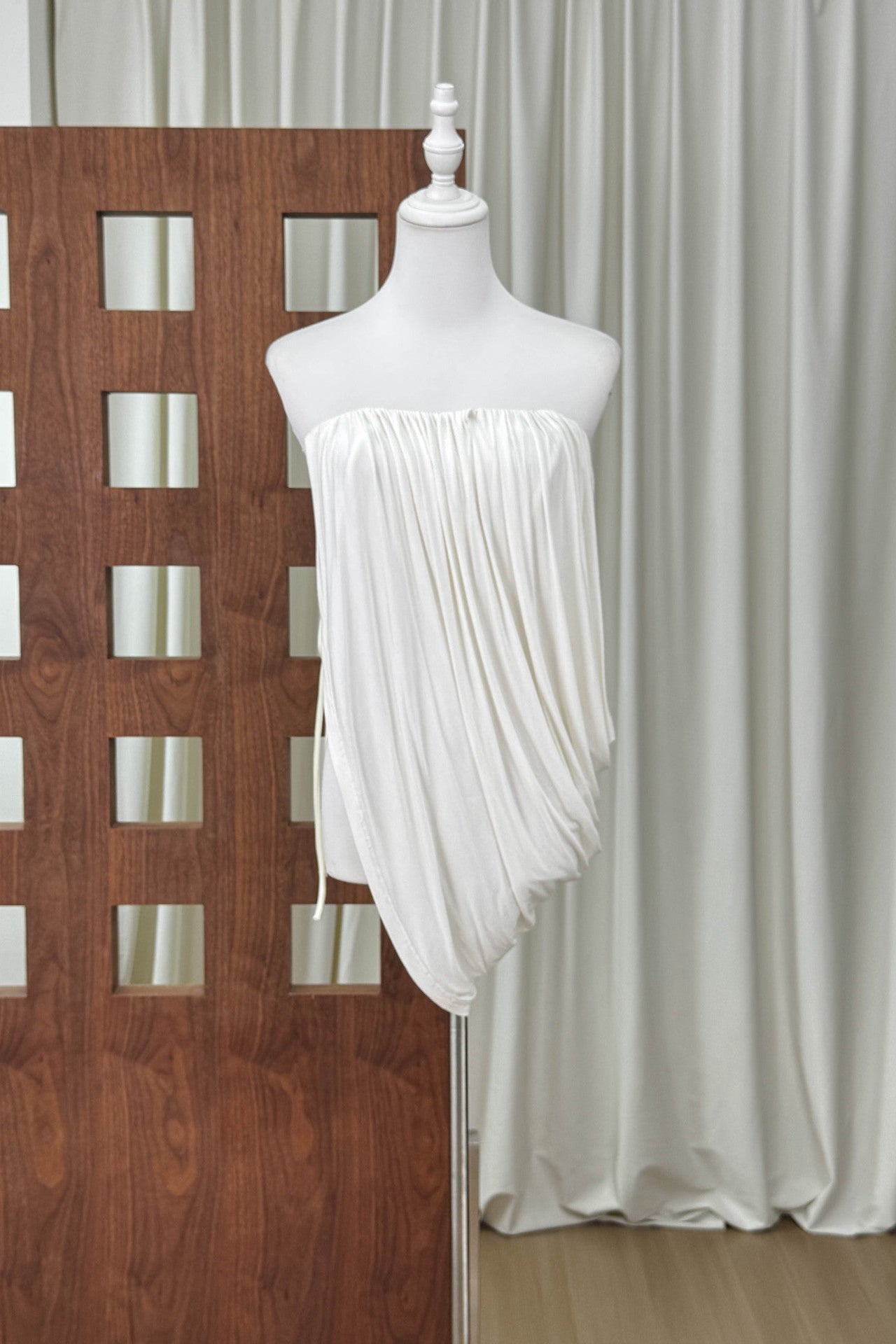 O1CN01DxED2N1x1vdBIjnYK__2215741276384-0-cib WHITE FITTED JERSEY 2PC SET ASYMMETRICAL DRAPED TOP SKIRT