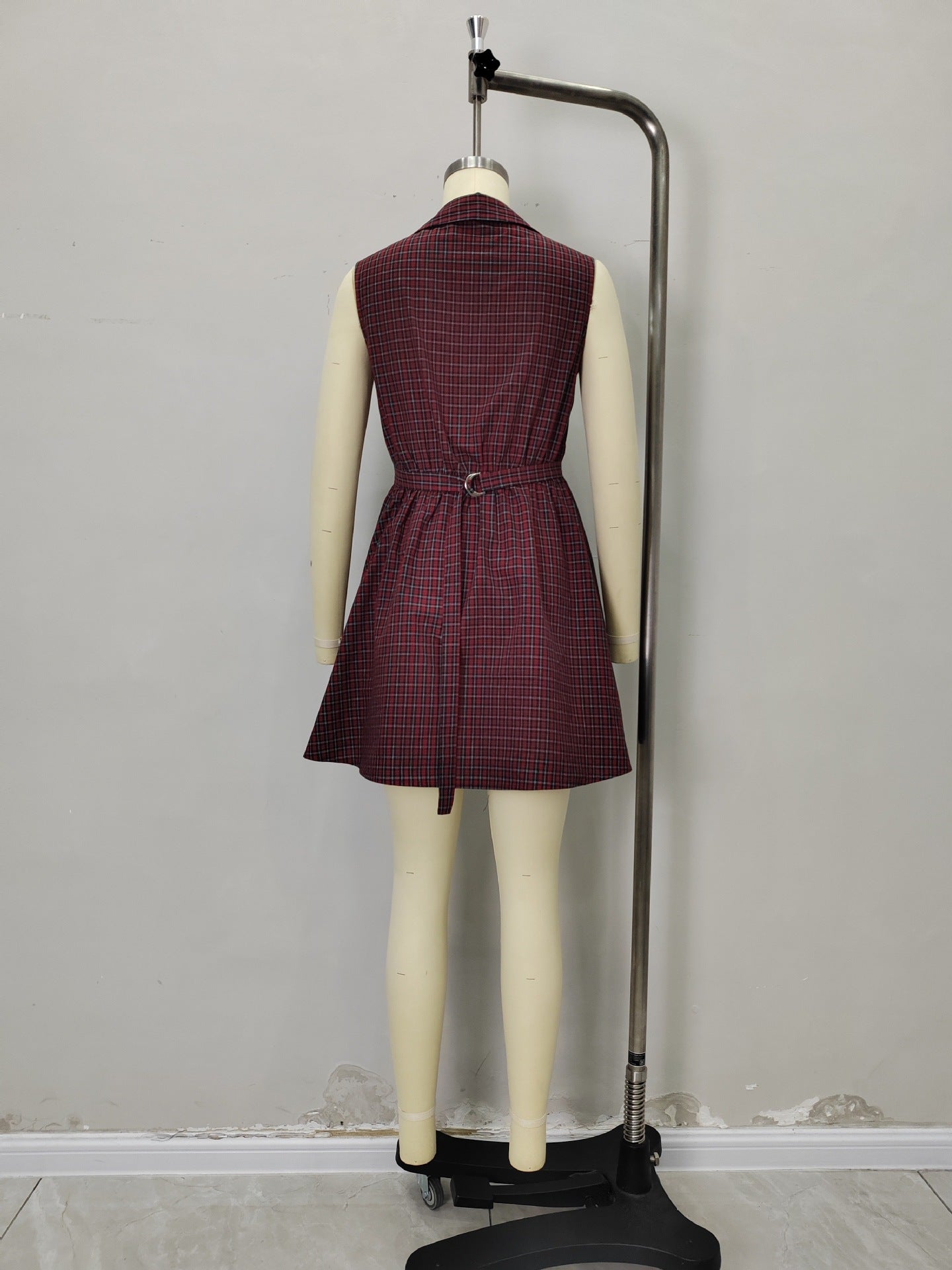 O1CN01Gx1Hbf1zMCIZ2wizZ__2217524266699-0-cib RED PLAID SLEEVELESS LAPEL V NECK BUTTON FRONT FIT AND FLARE MINI DRESS SUMMER RETRO DRESS
